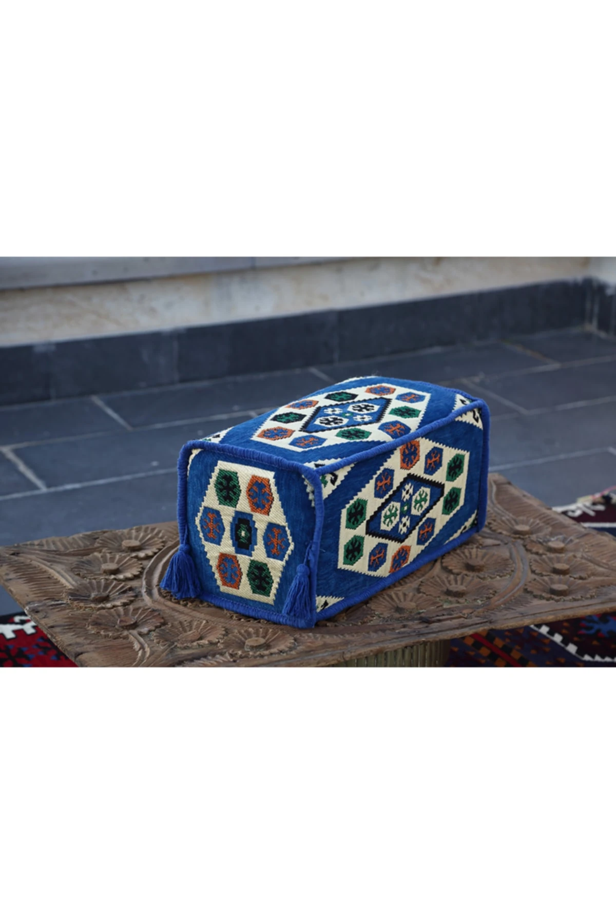 Şark Köşesi Takımı Kol Dayama Minderi Yörük Mavi Modeli (22 x 22 x 50 cm)