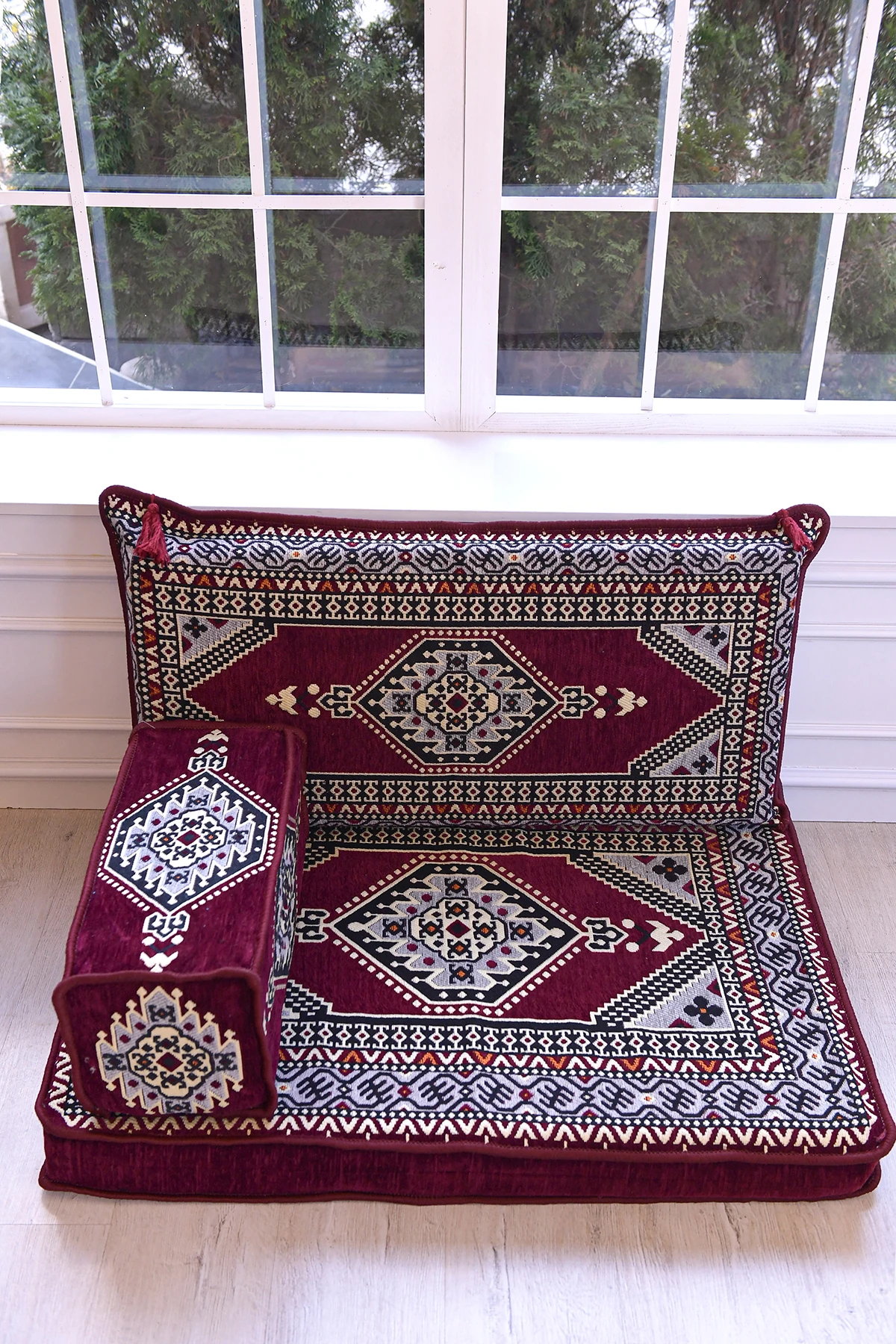Şark Köşesi Takımı , 95 Cm Yer Minderi Takımı Bordo Yahyalı Modeli (3 Parça)