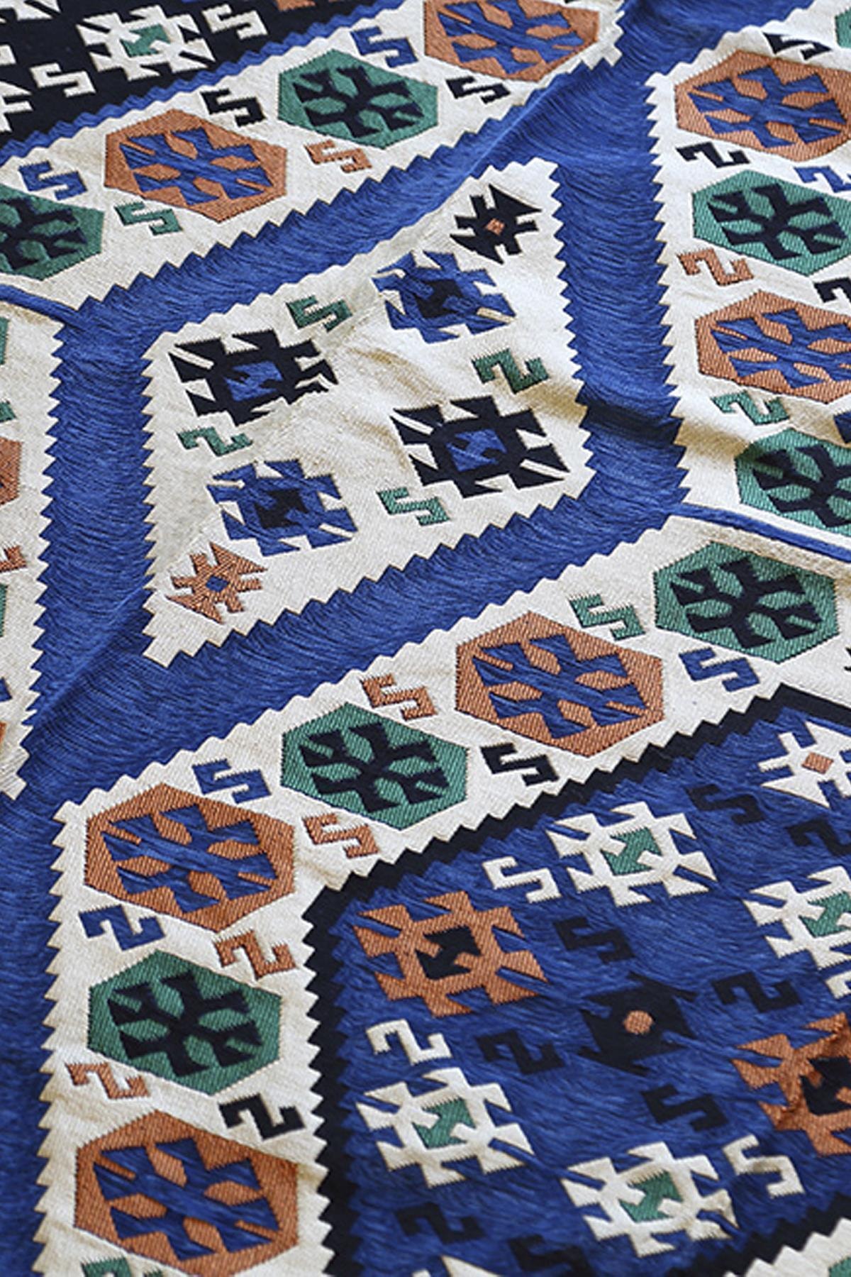 Şark Köşesi Halısı Modelleri Otantik Kilim Yörük Modeli Mavi