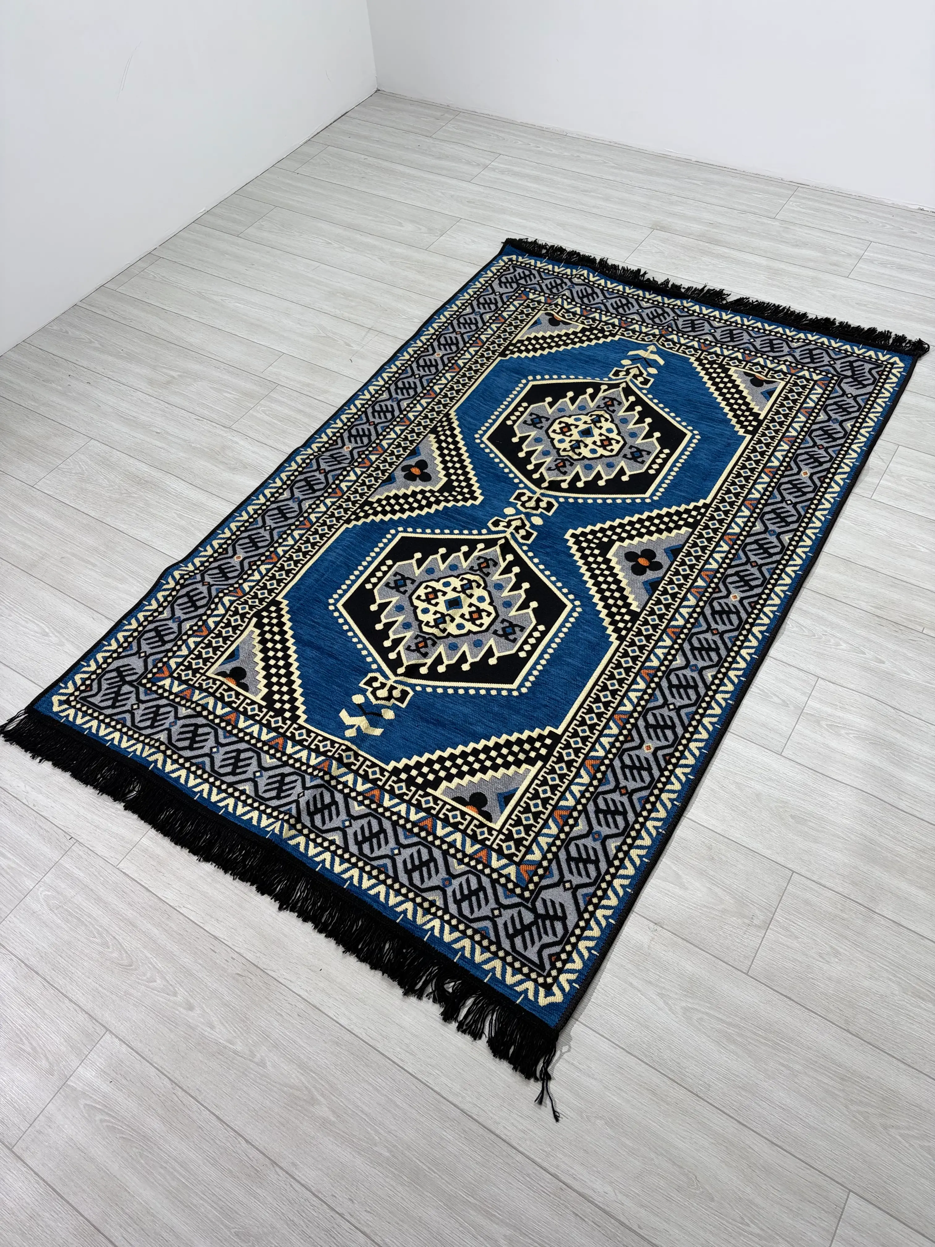 Pamuk Polyester Karışımlı Modern Otantik Kilim - Yahyalı Mavi Modeli Yıkanabilir Kilim