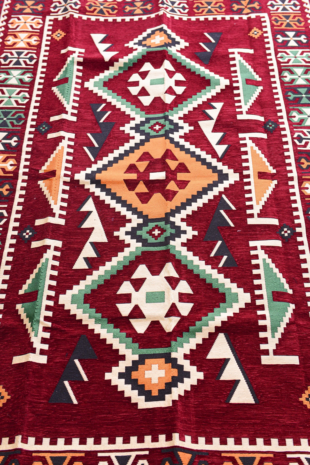 Şark Köşesi Halısı Modelleri Otantik Kilim Anadolu Bordo