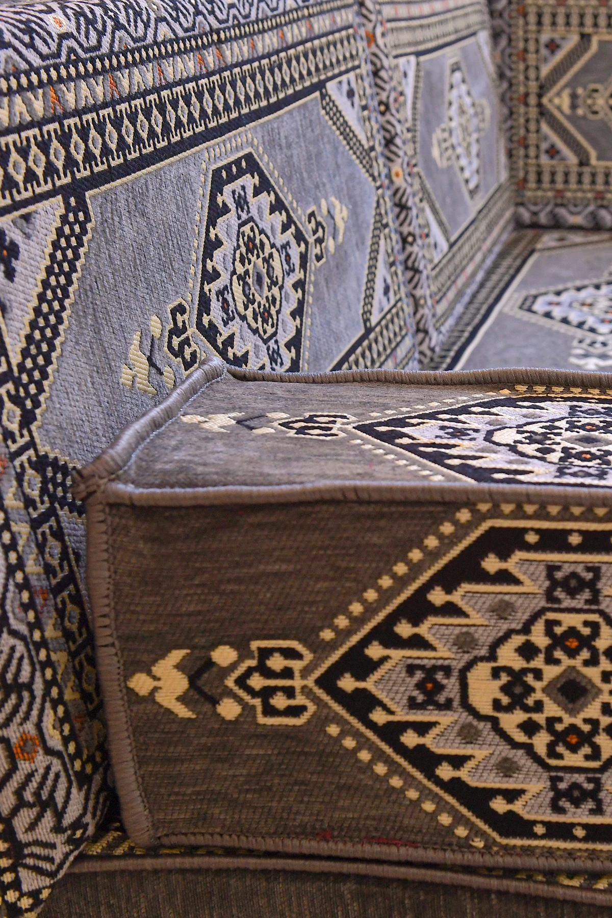 Şark Köşesi Takımı Konsepti Yahyalı Gri Modeli Koltuk Takımı Sünger Dahil (18 Parça)