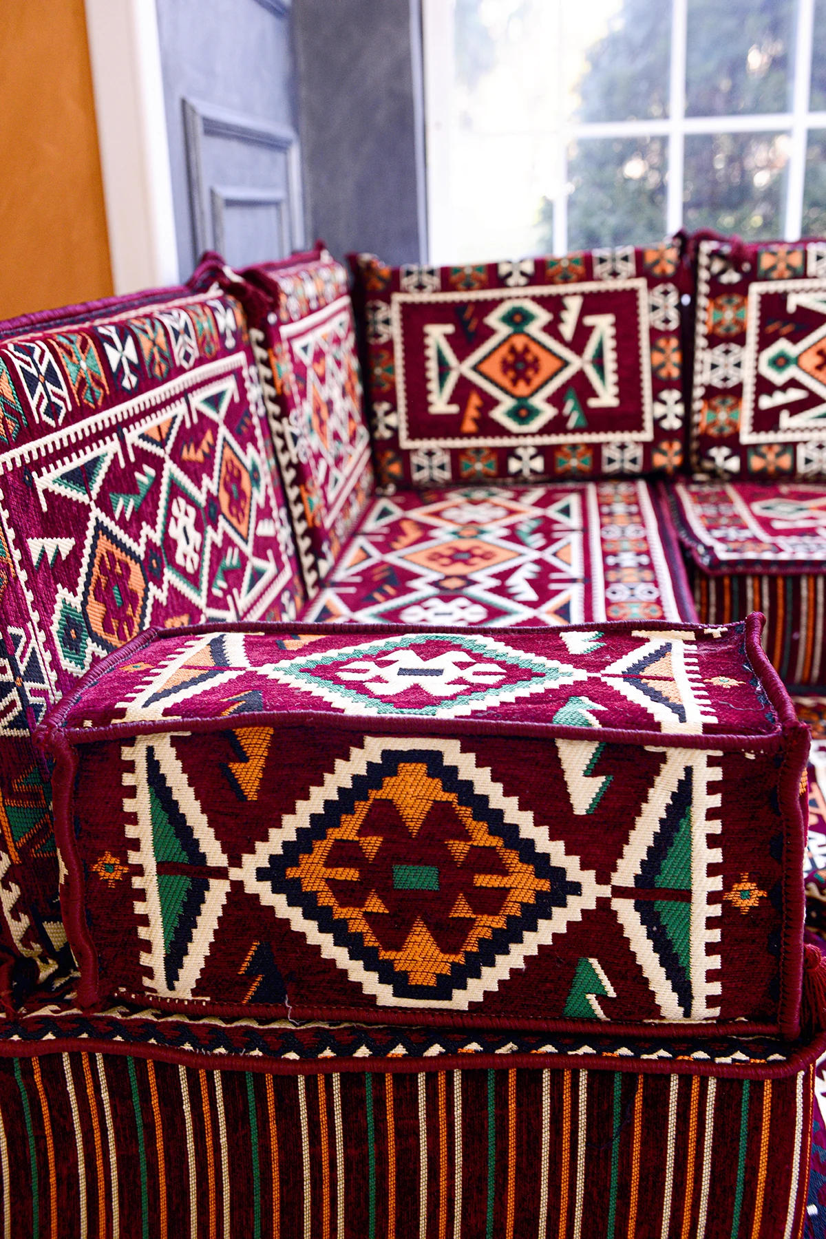 Şark Köşesi Takımı Bordo Anadolu Modeli 15 Parça (20 CM MİNDER KALINLIĞI)