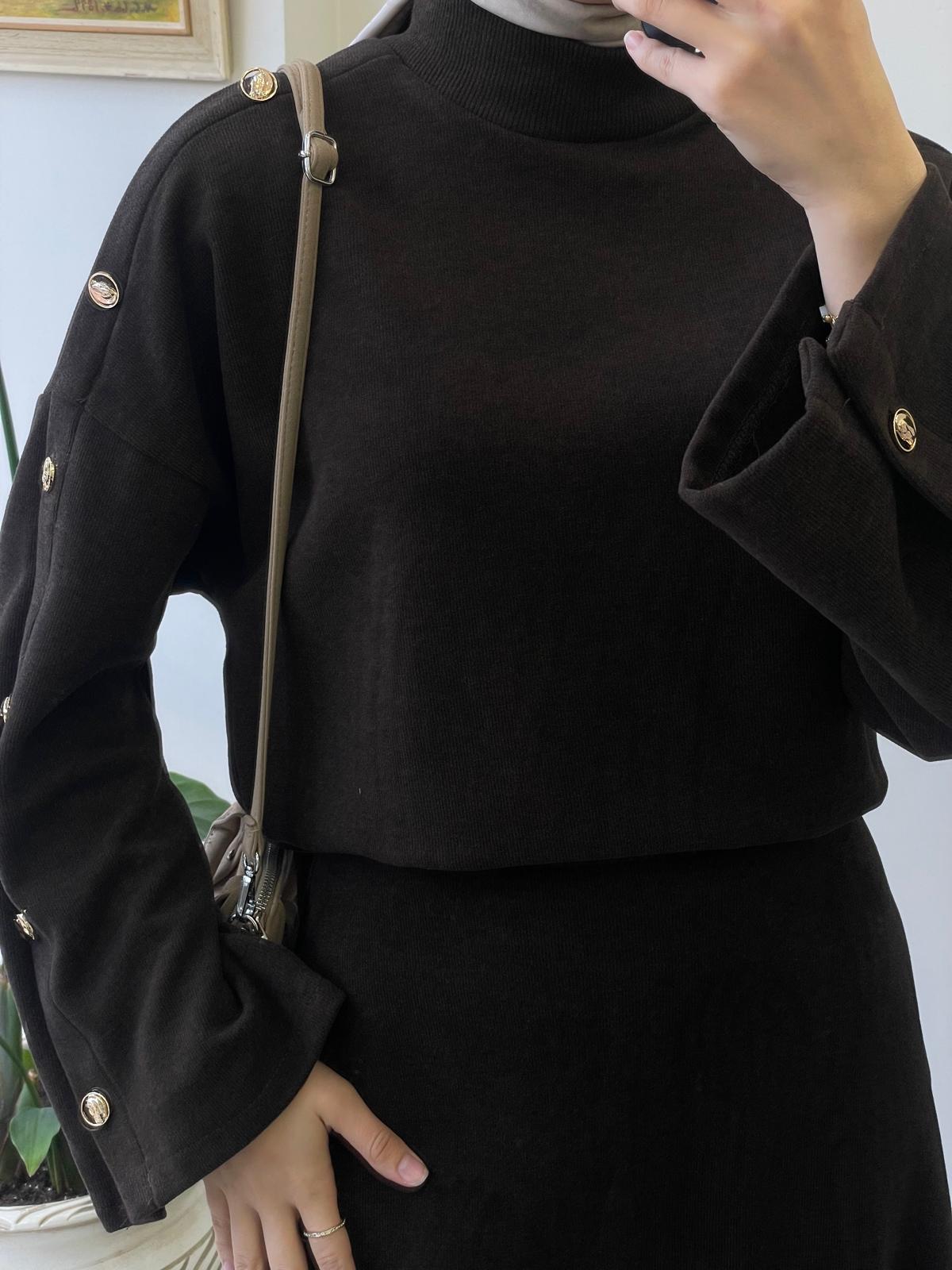 Kolu Düğmeli Etekli Takım