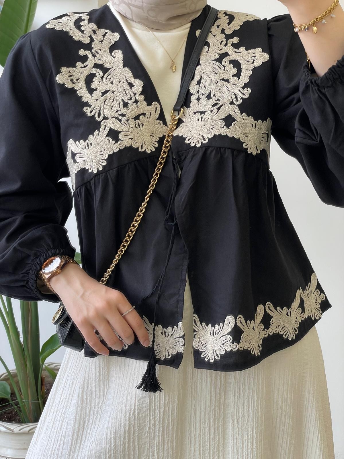 Nakış İşlemeli Kimono