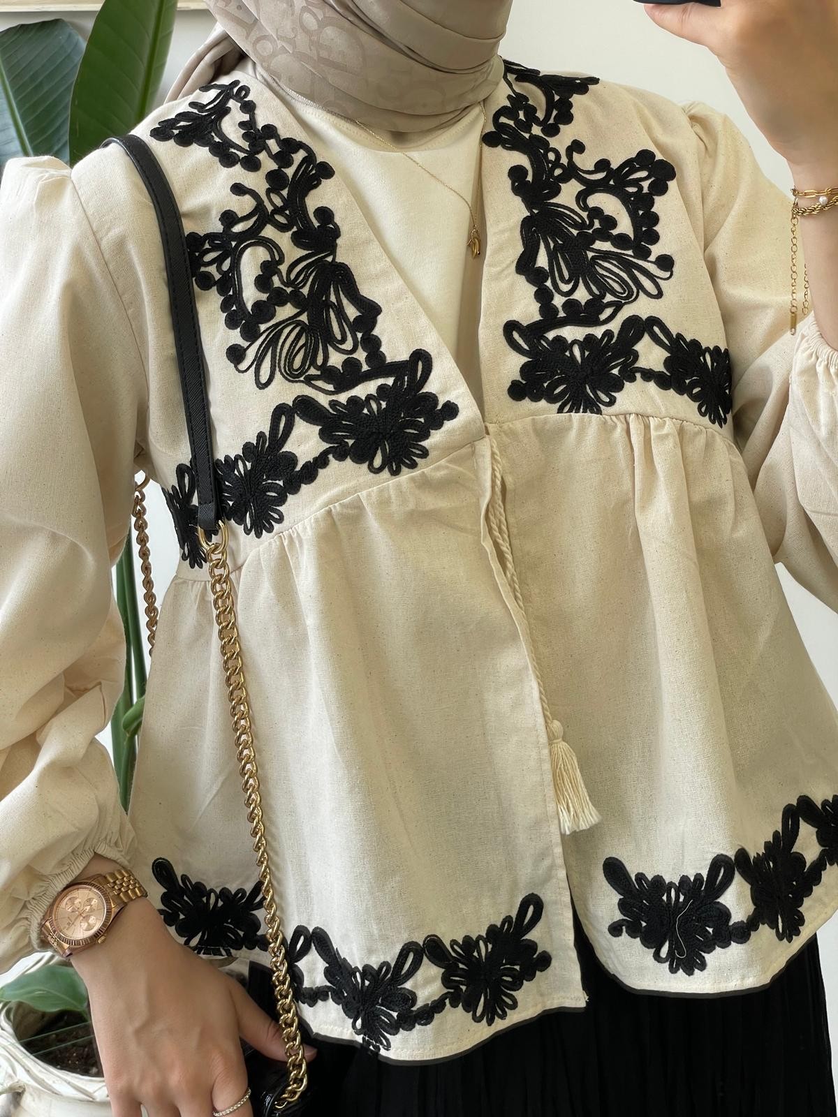 Nakış İşlemeli Kimono