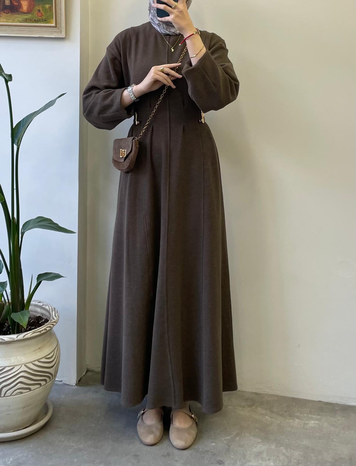 Belden Bağlamalı Tasarım Elbise