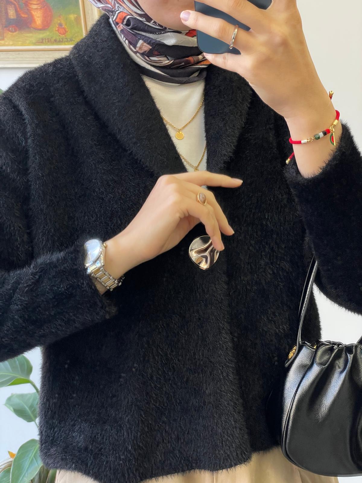 Tek Düğme Angora Hırka