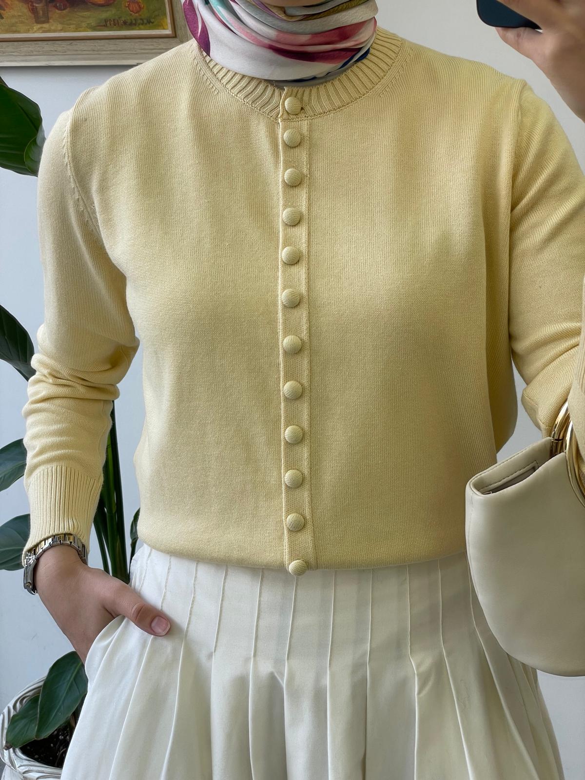 Sık Düğmeli Hırka - Sarı