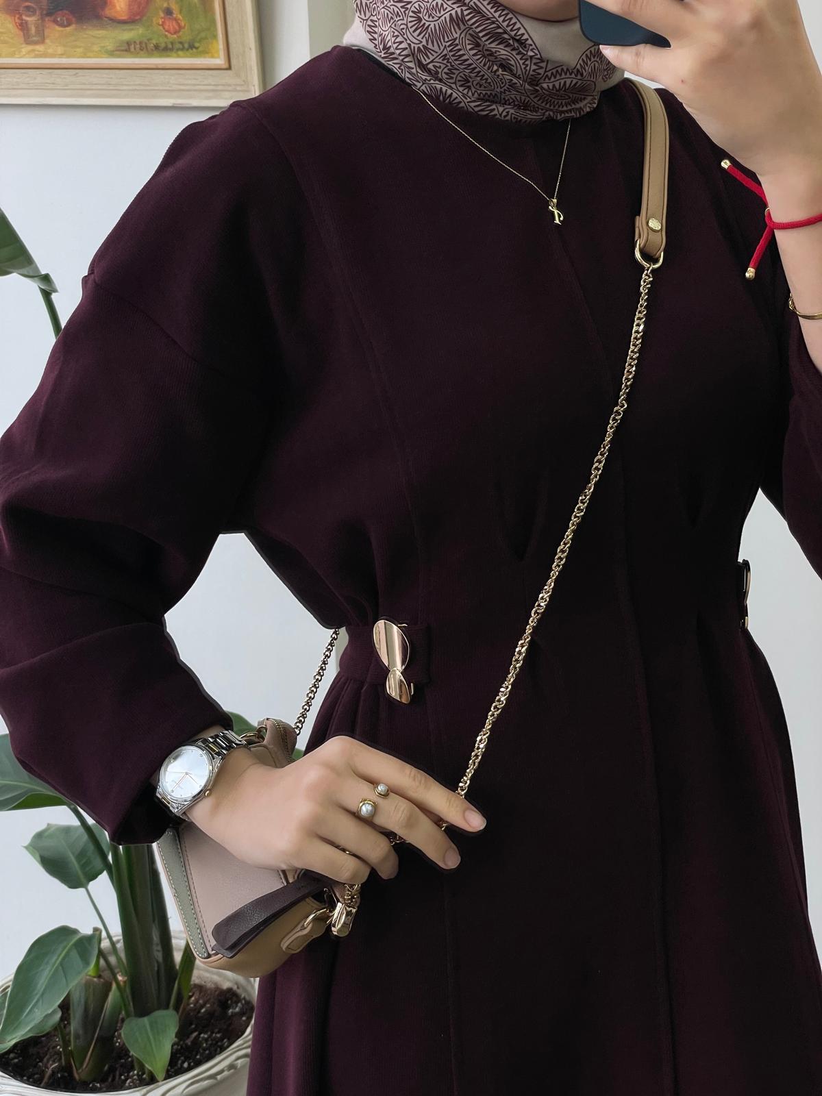 Belden Bağlamalı Tasarım Elbise