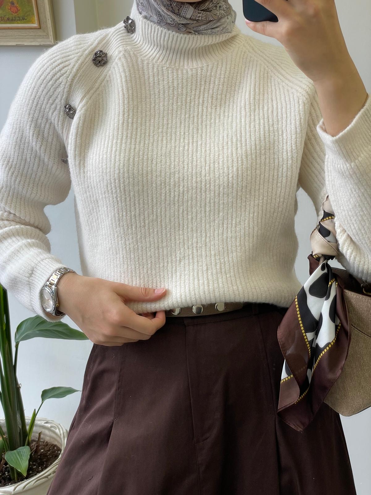 Düğme Detaylı Kazak - Ekru