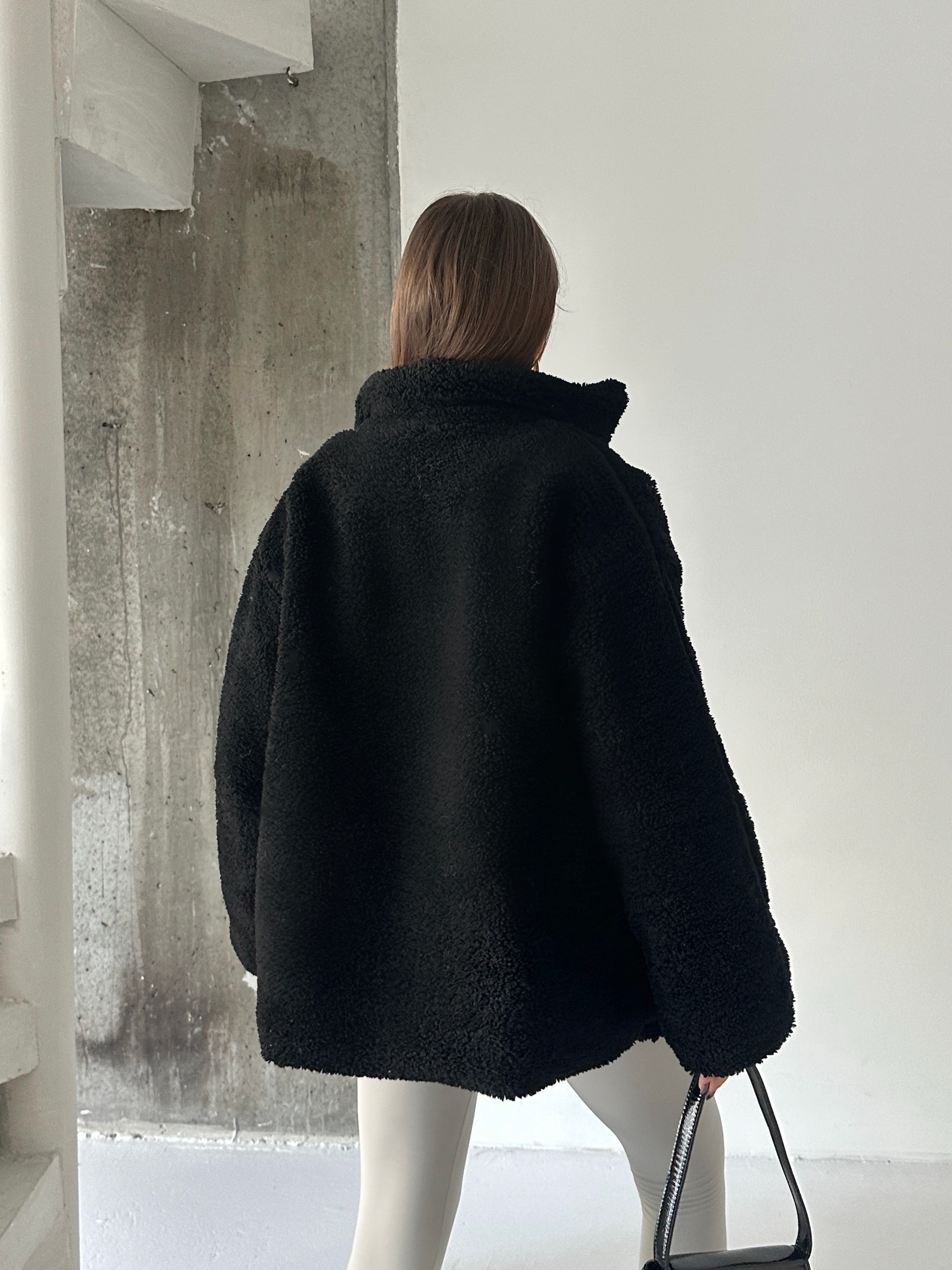 İç Astarlı Oversize Peluş Mont  - Siyah