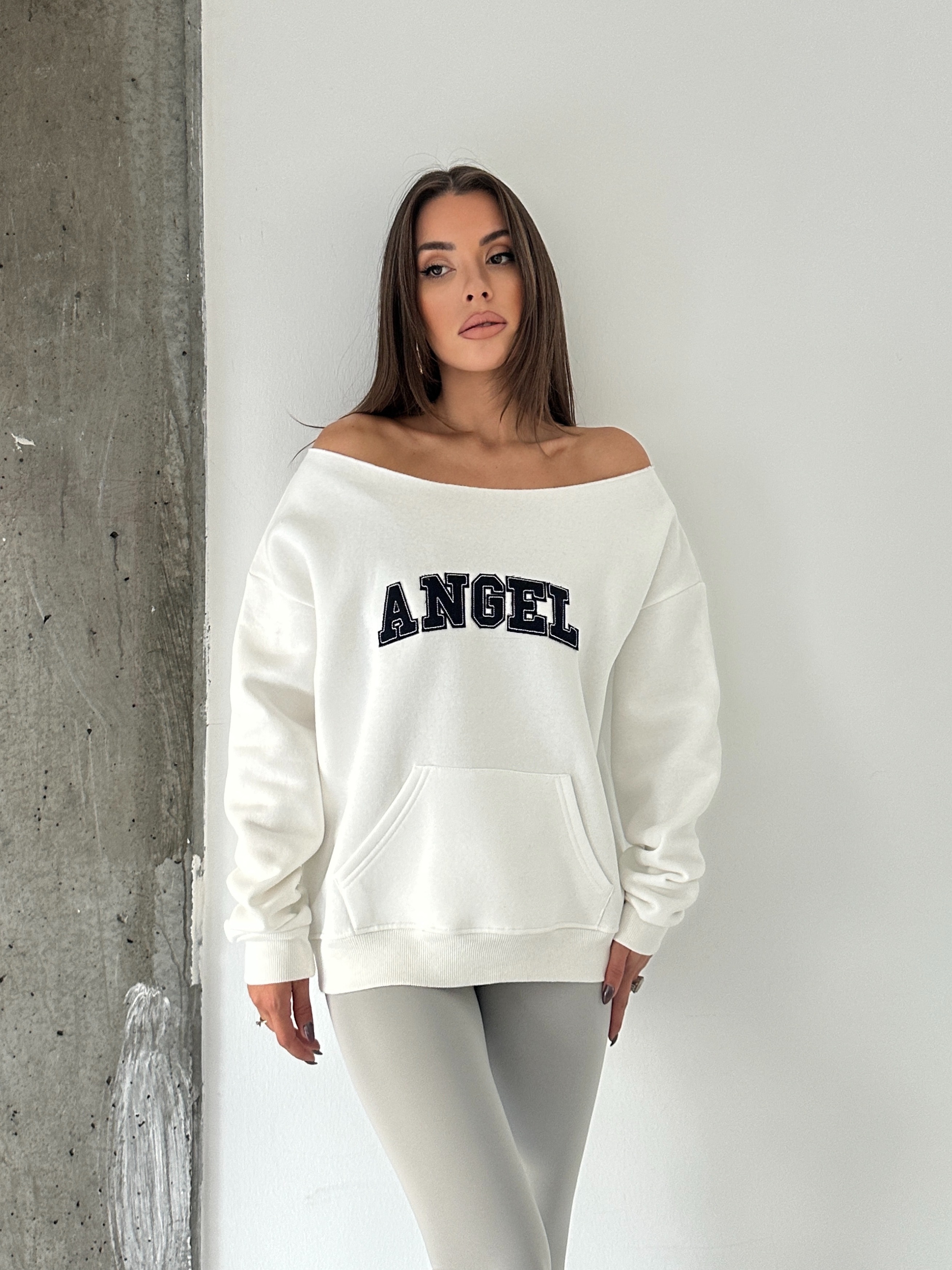 Angel Nakışlı Kayık Yaka Sweat