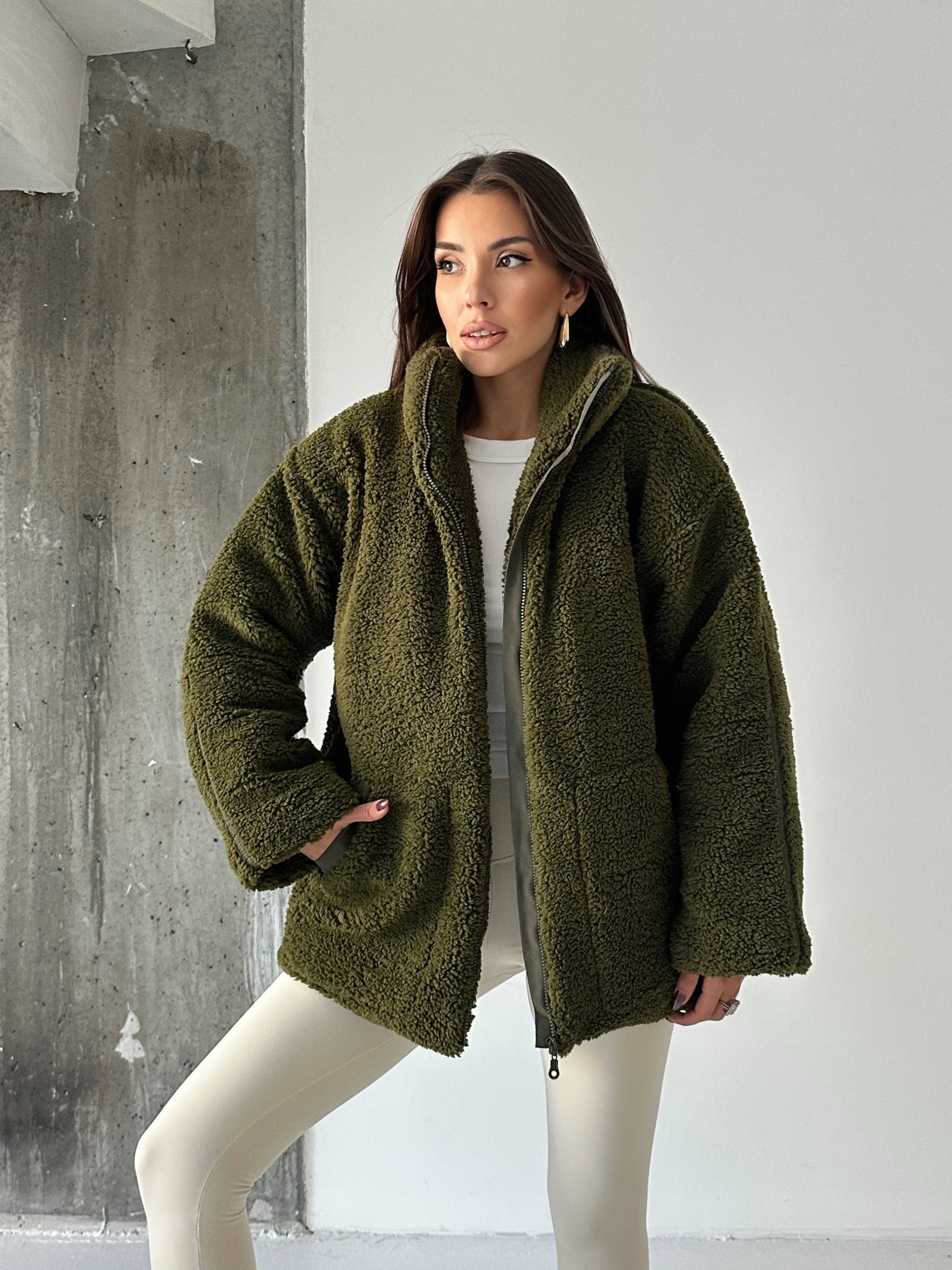 İç Astarlı Oversize Peluş Mont  - Haki Yeşil