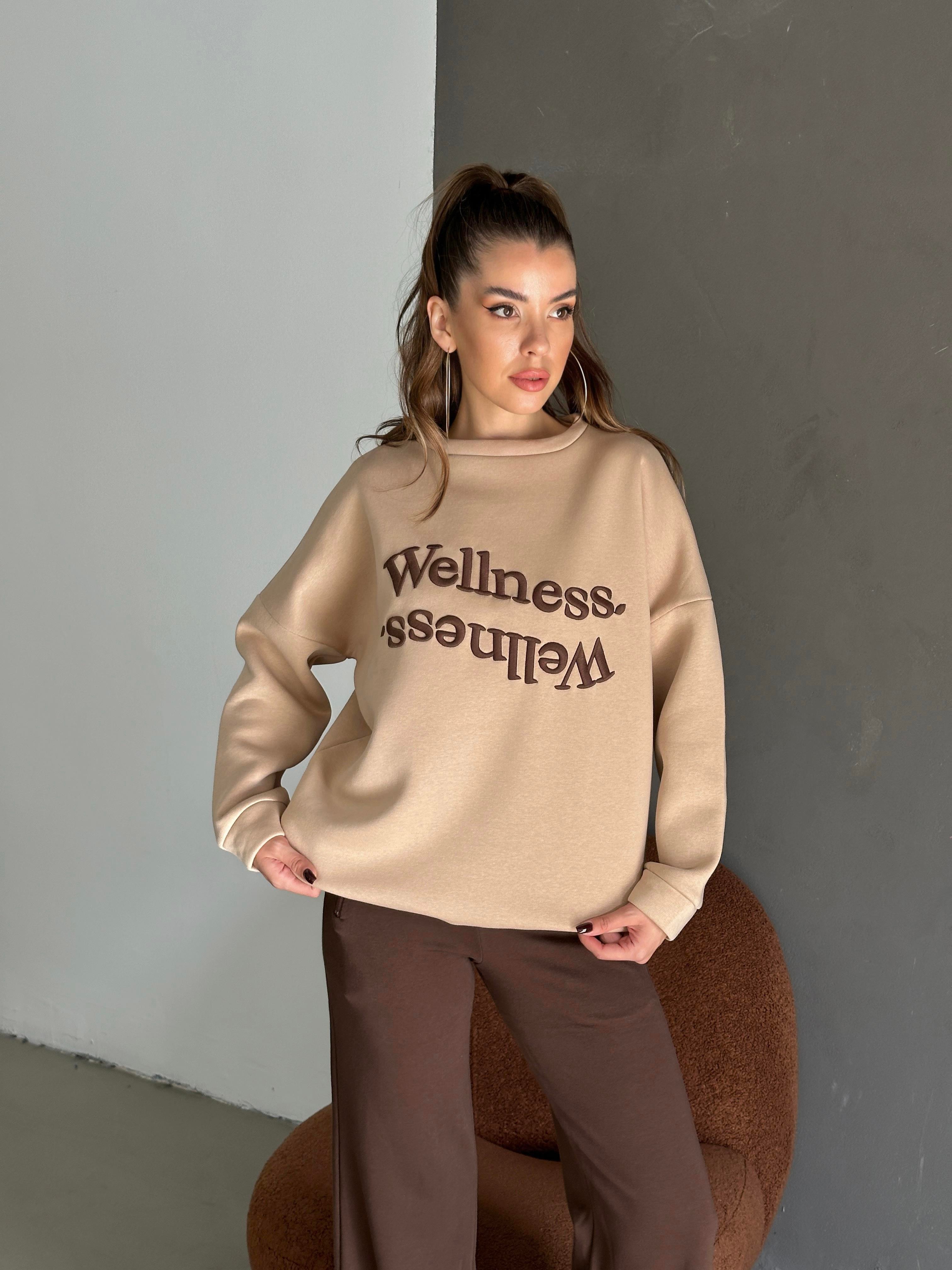Wellness İşleme Nakışlı Oversize 3 İplik Şardonlu Sweatshirt Bej