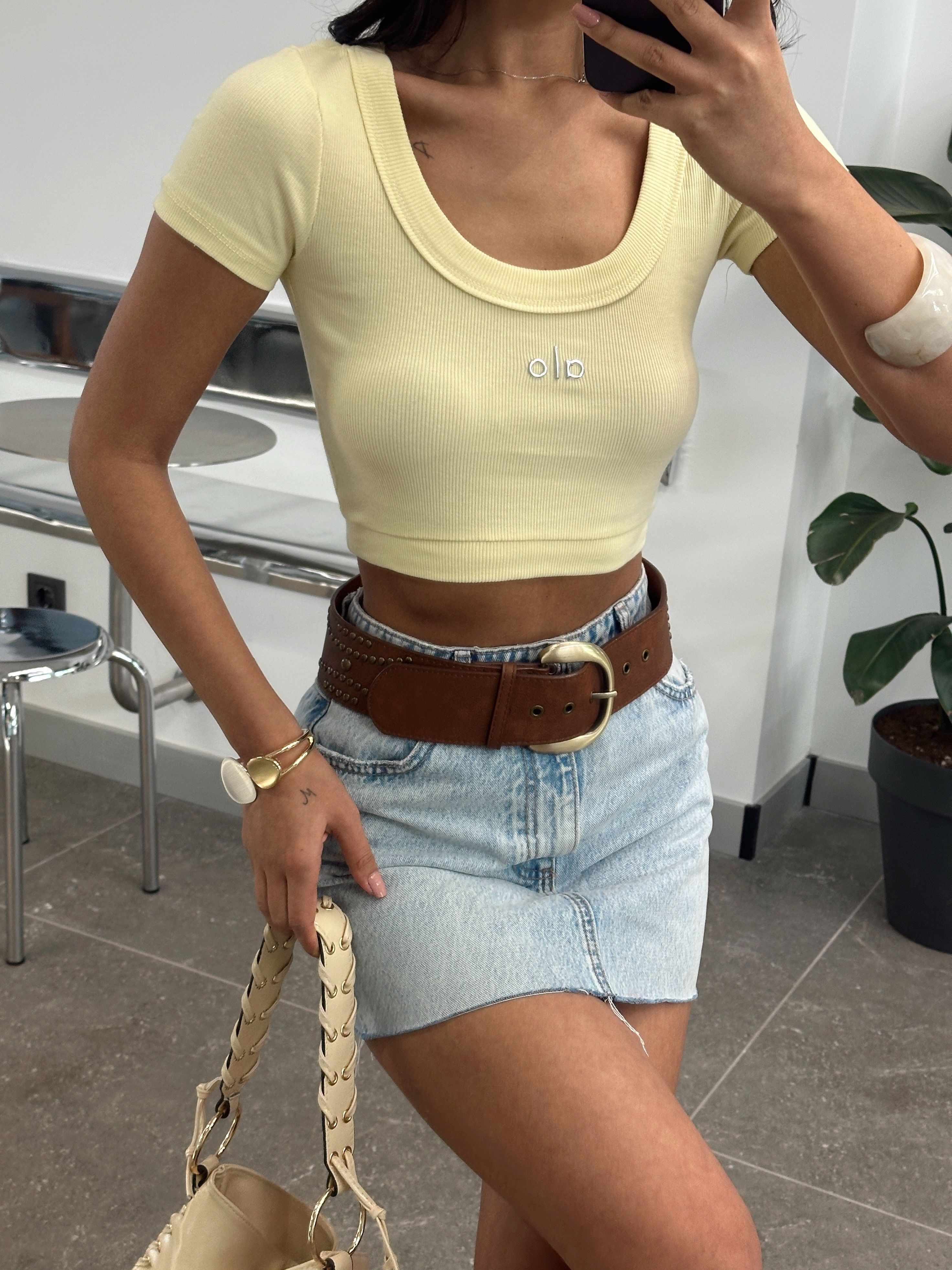 Geniş Yaka Baskılı Crop - Sarı