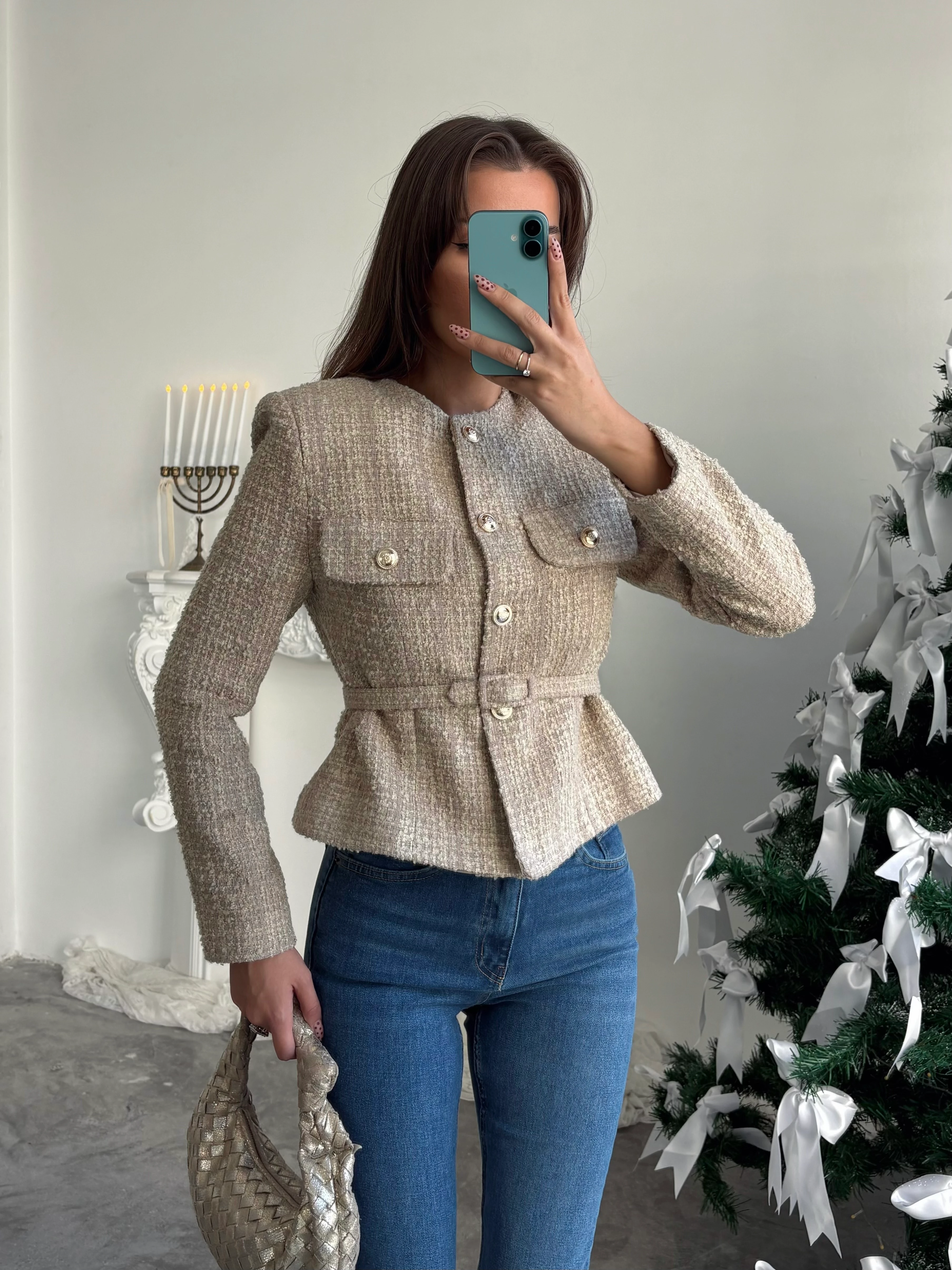 Kemer Detaylı Düğmeli Ceket