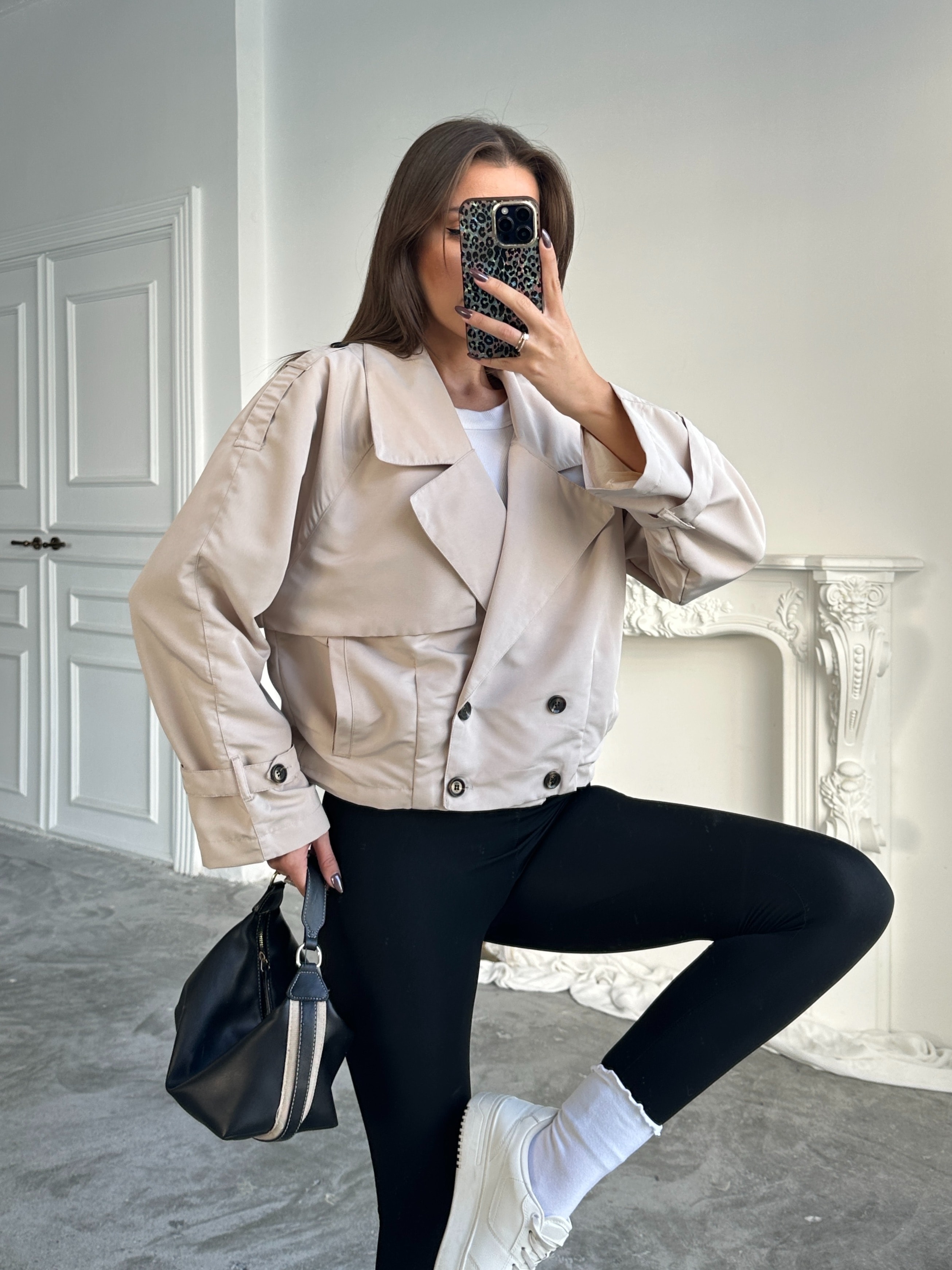 Dört Düğmeli Crop Trençkot
