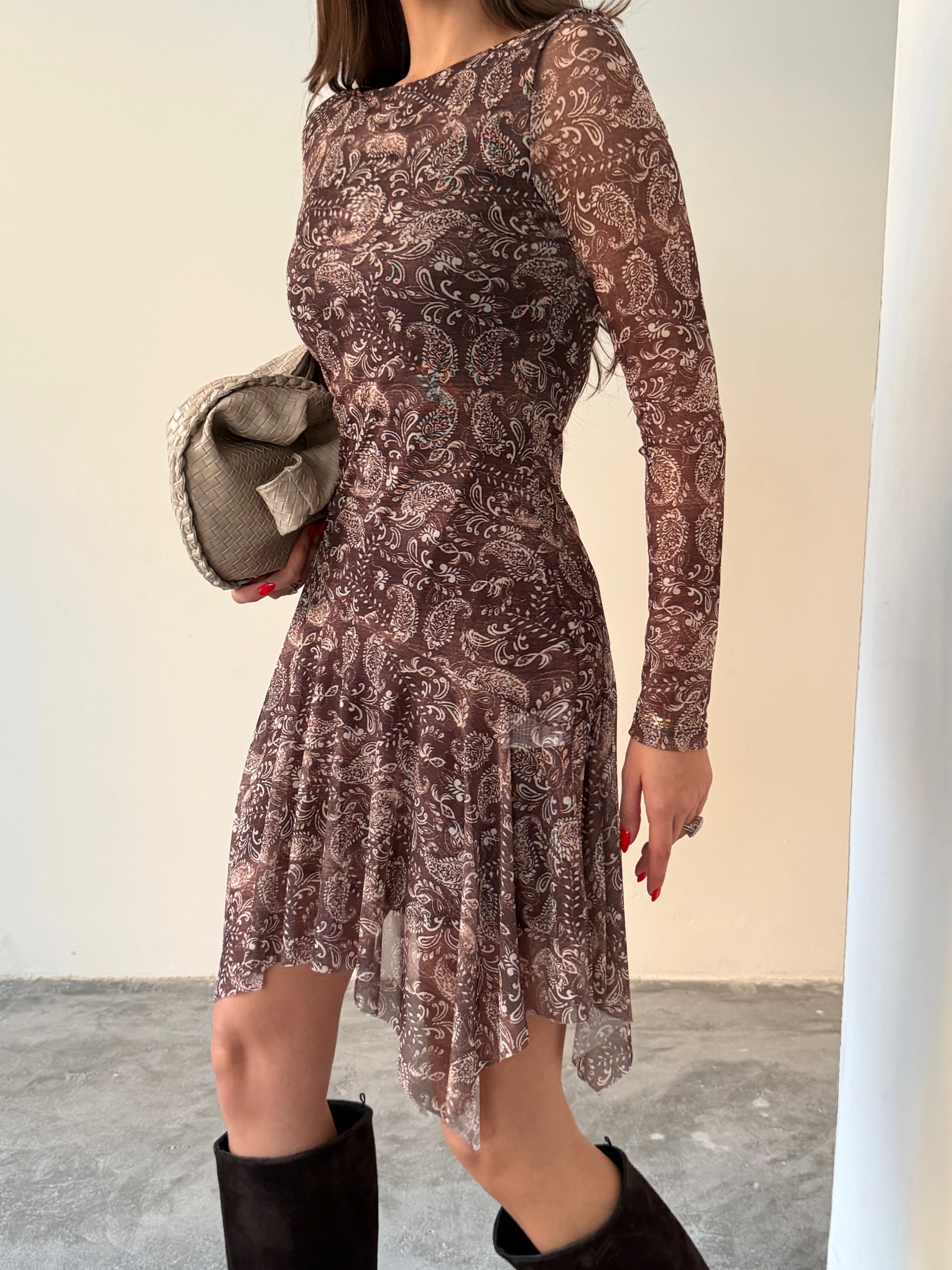 Kayık Yaka Etnik Desenli Elbise - Kahve