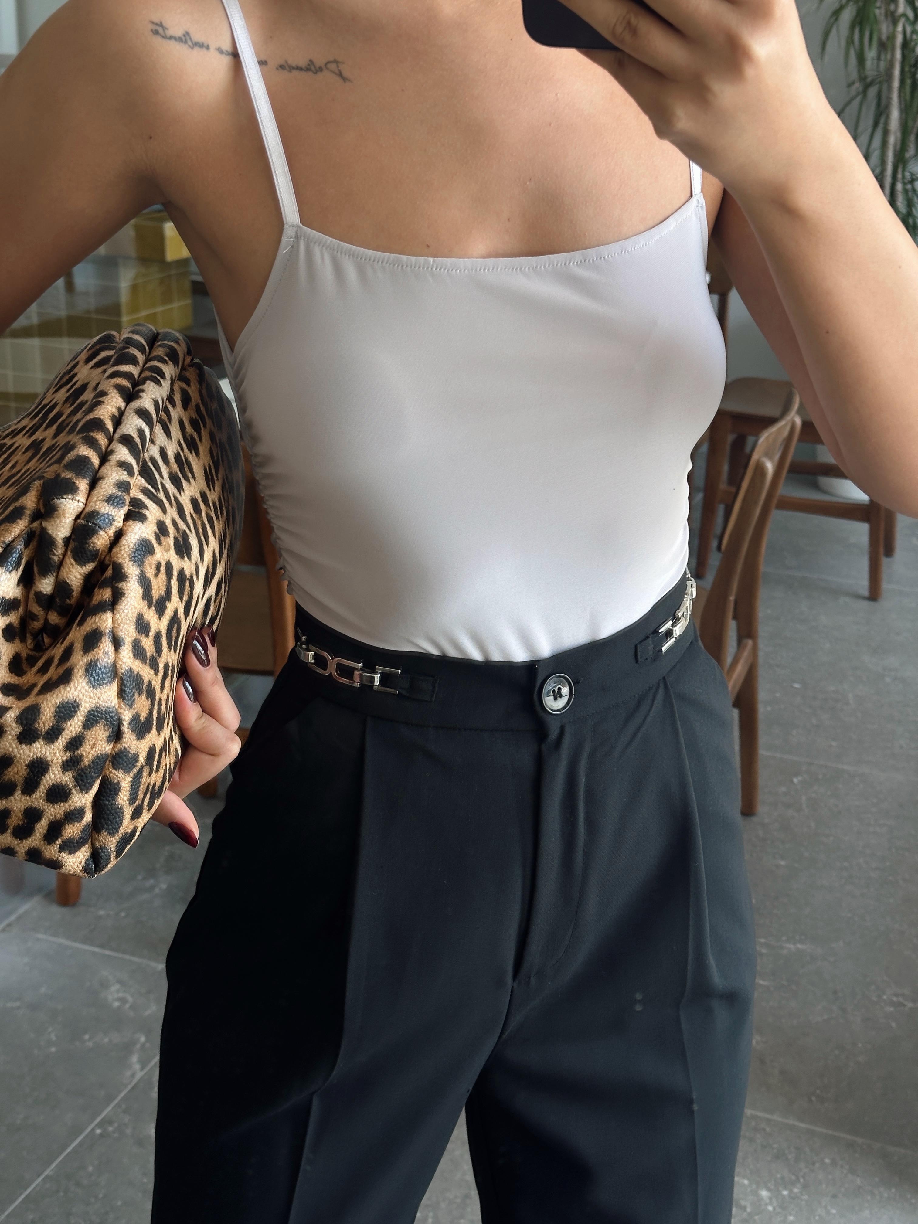Yan Büzgülü Bodysuit Gri
