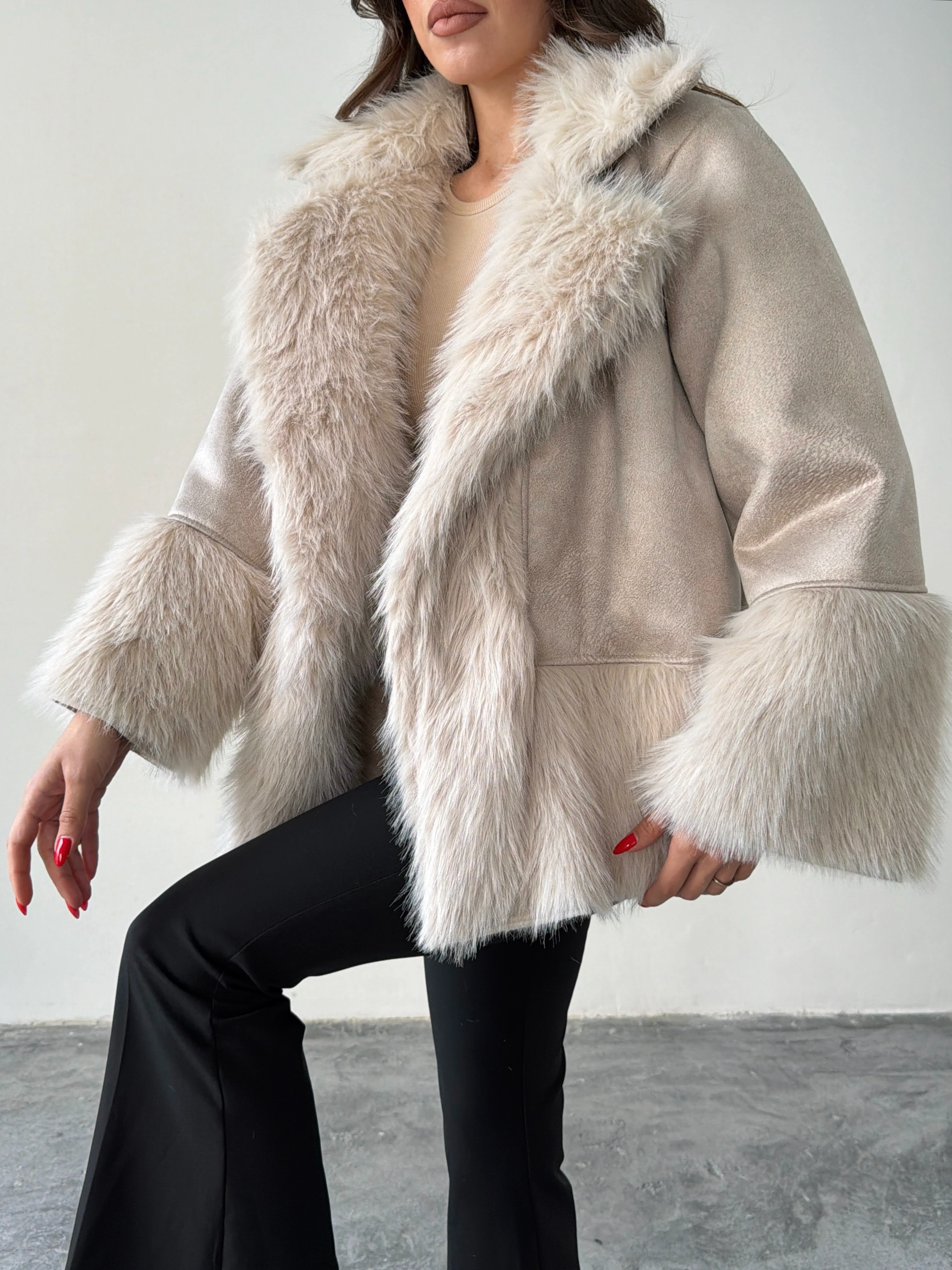 Kürklü Süet Kaban - Taş