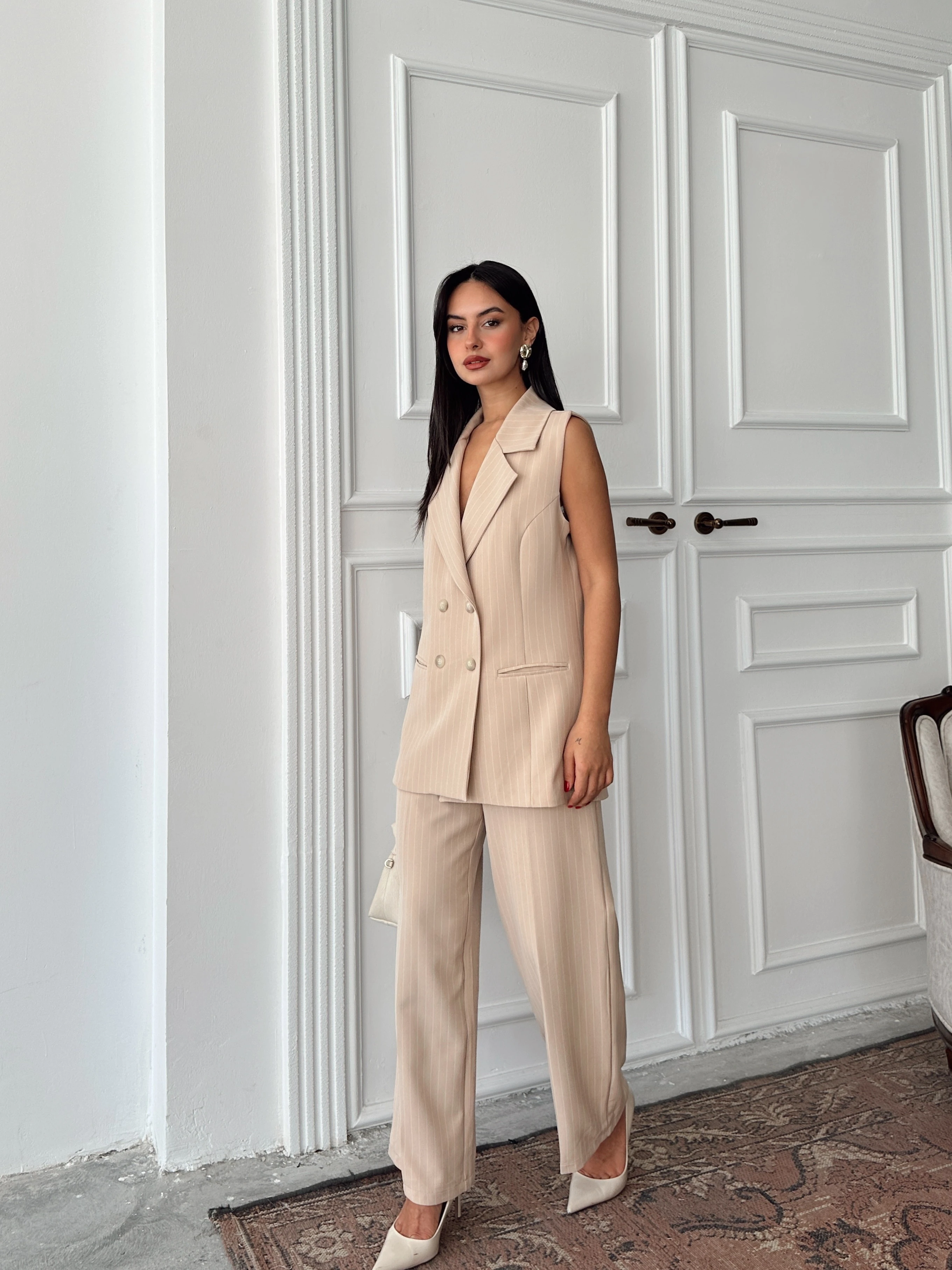 Ceket Yaka Line Yelek