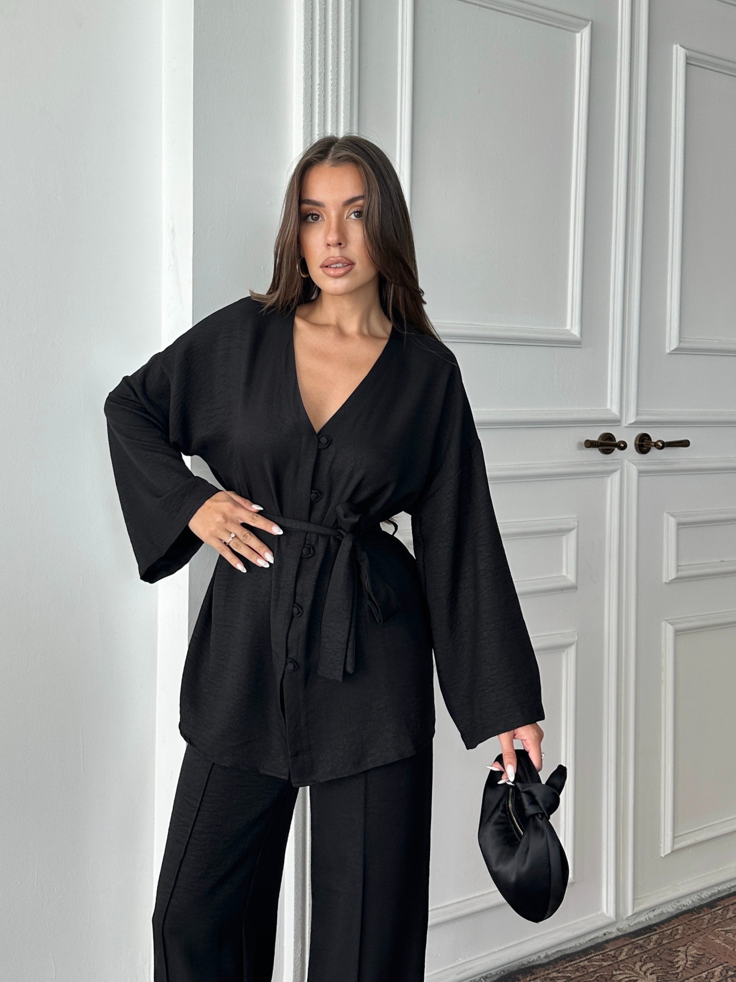 Düğme Detay Kuşaklı Kimono Takım