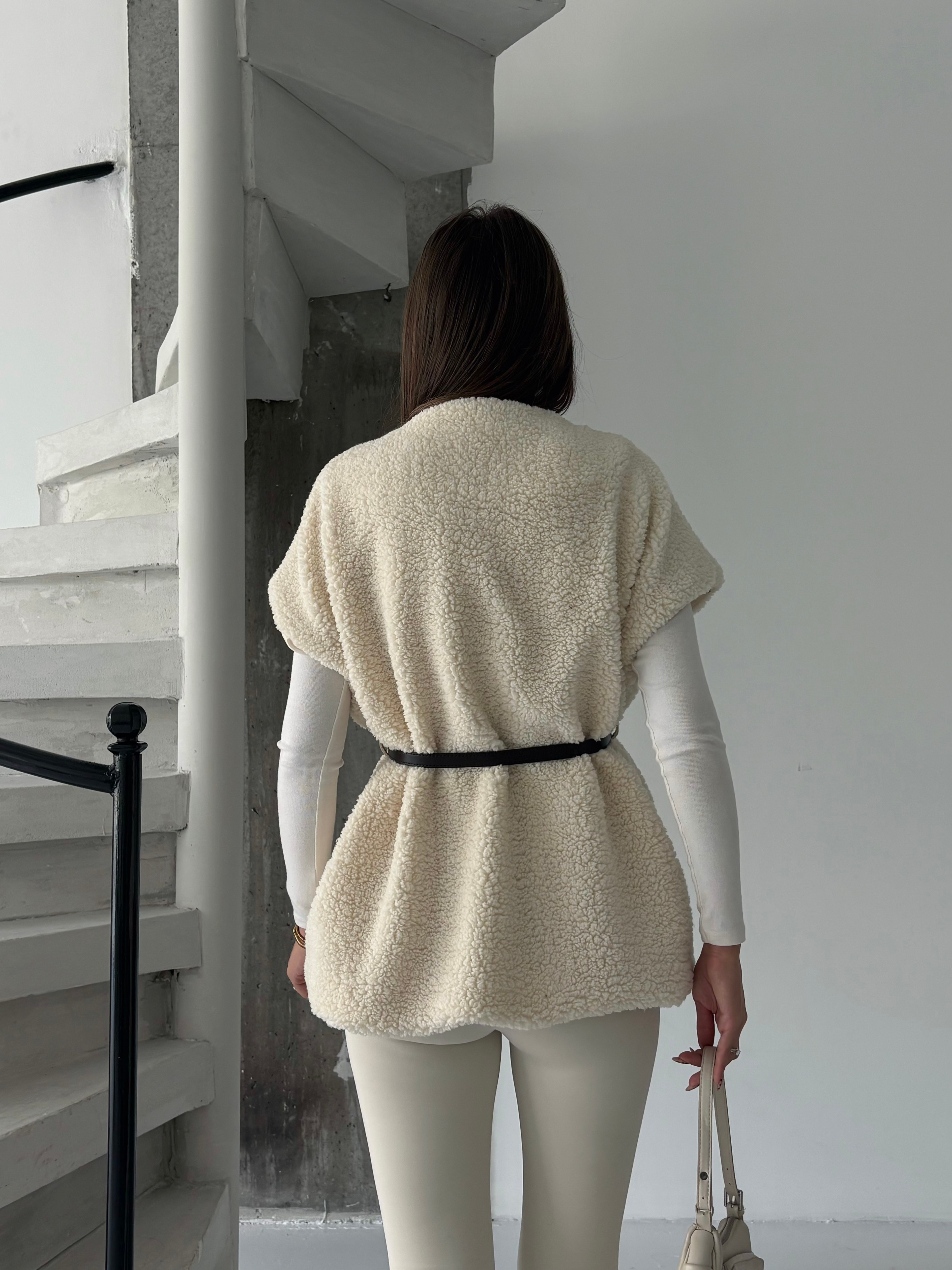 Kemerli Kürk Yelek - Ekru