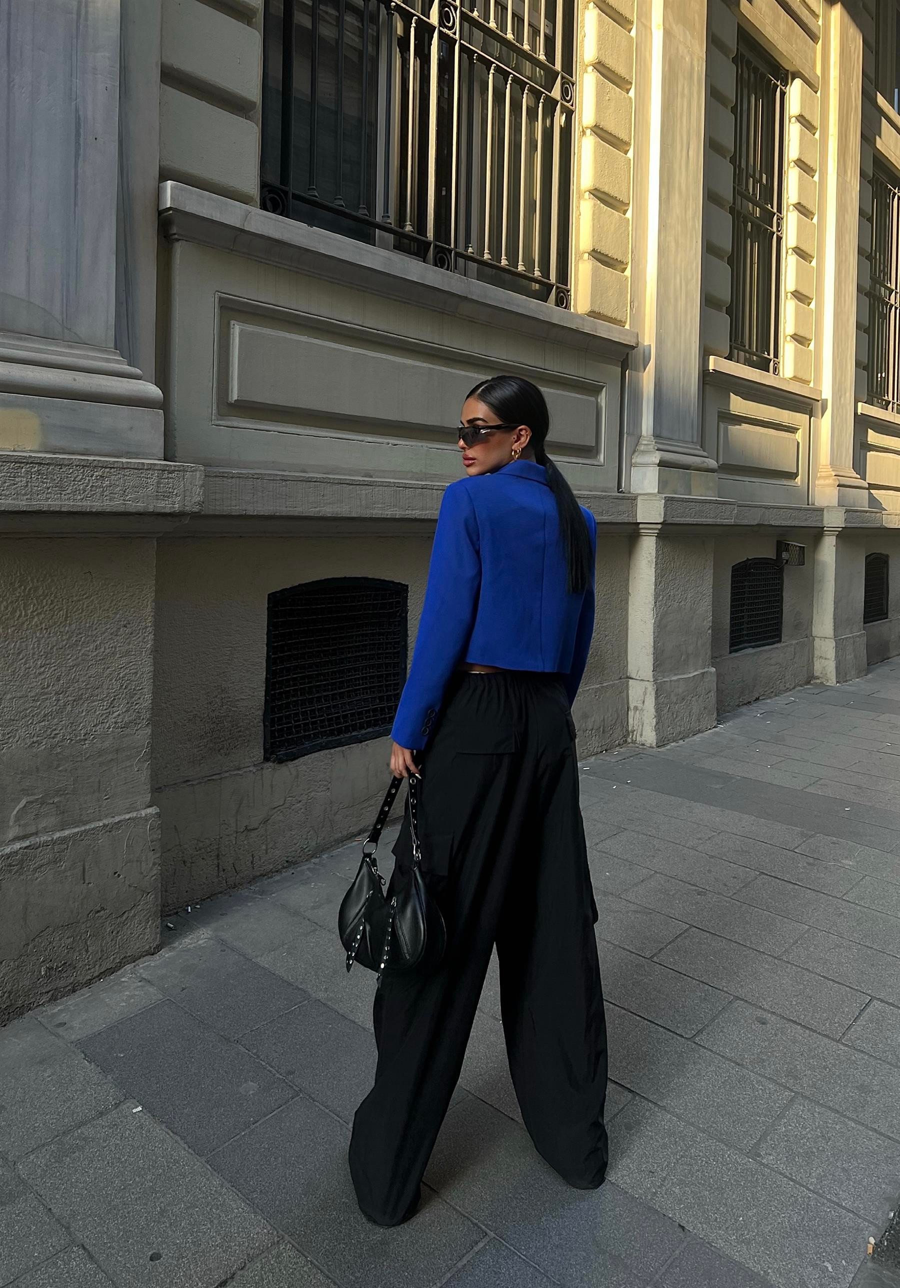 Düğmeli Kruvaze Crop Blazer Ceket Saks Mavi