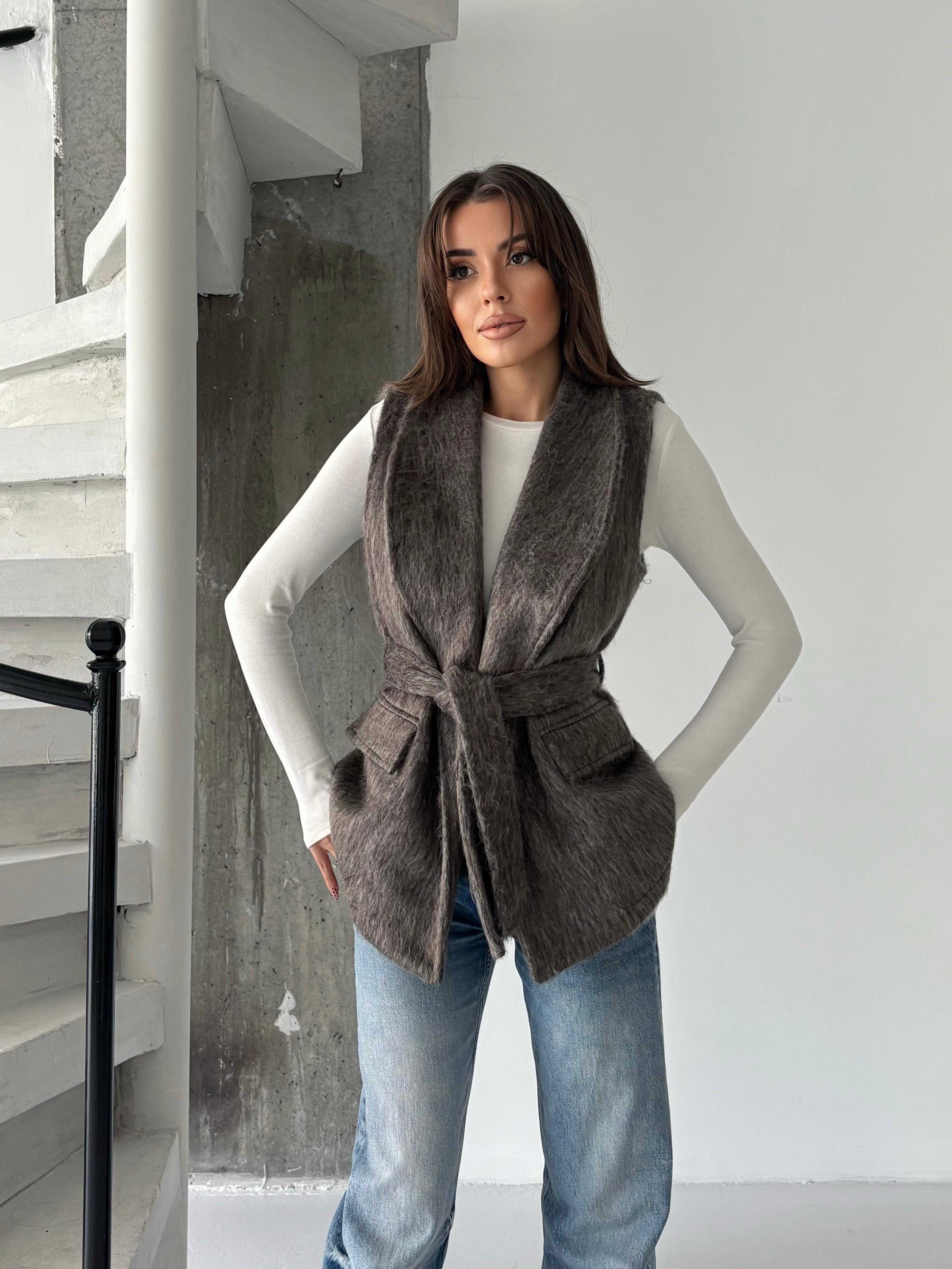 Kırçıllı Kuşaklı Yelek - Kahve