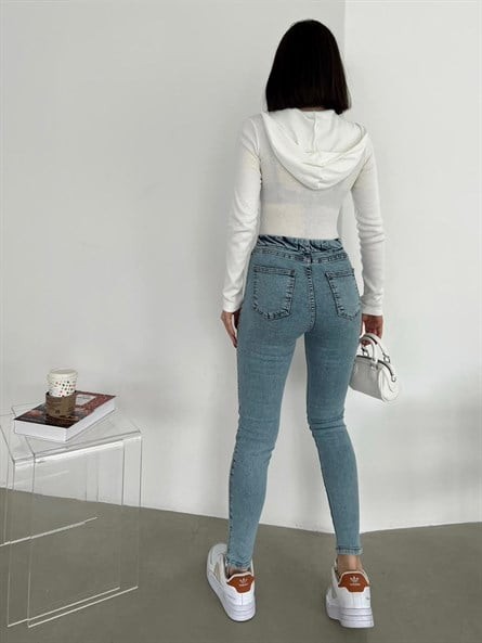 Asimetrik Düğme Detay Likralı Skinny Jean Buz Mavi