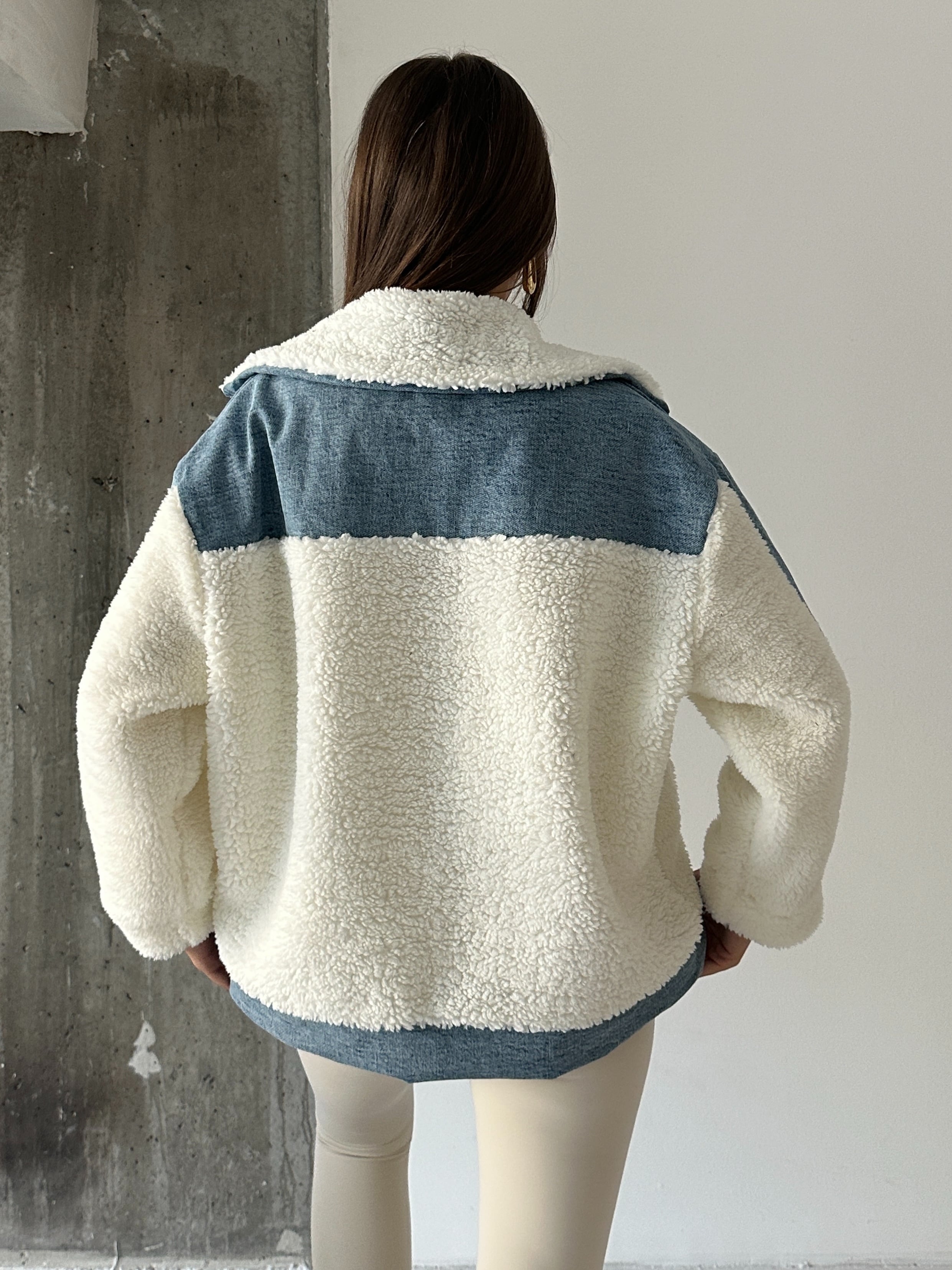 Denim Detaylı Peluş Mont