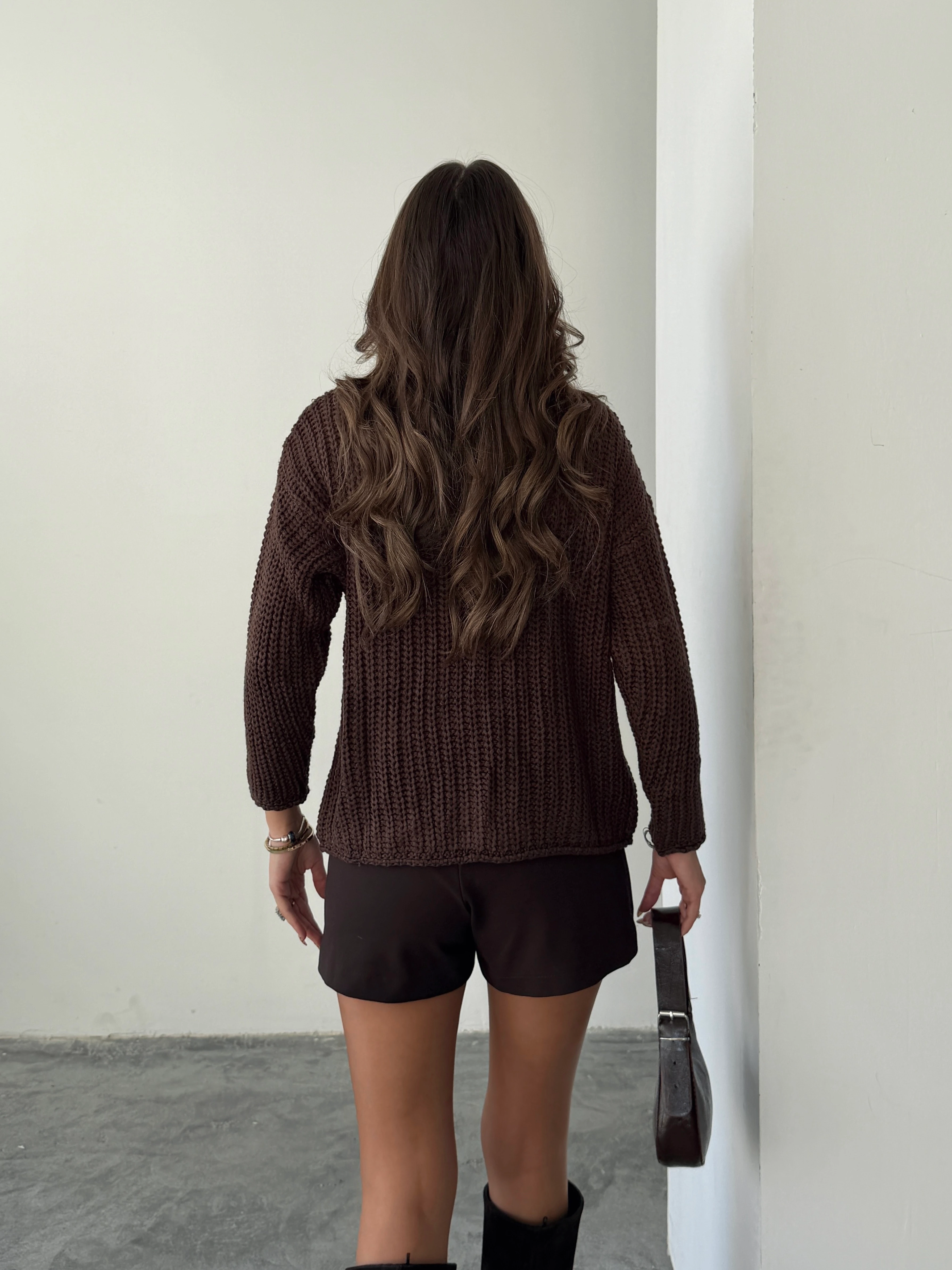 Gold Düğmeli Örme Hırka