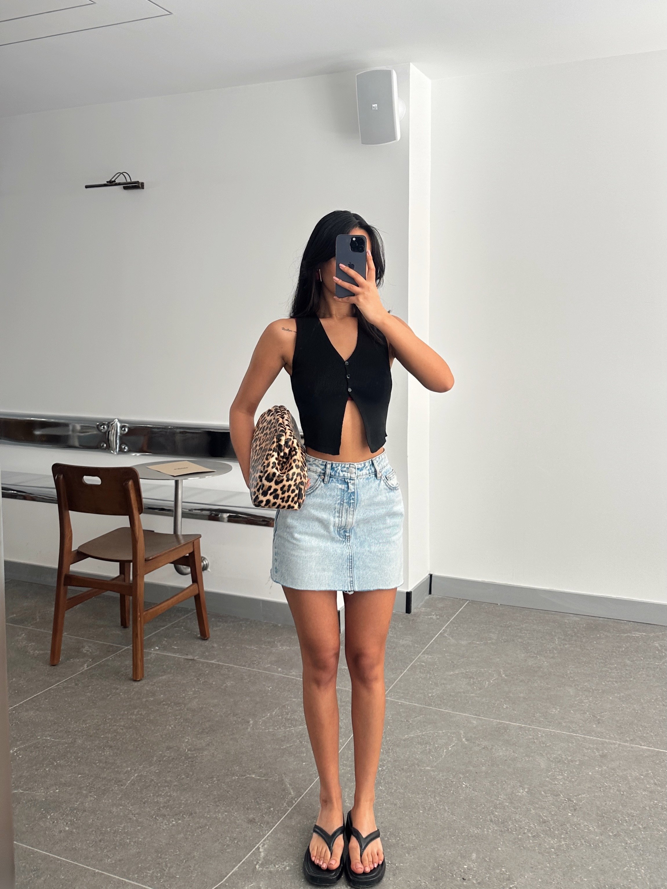 Düğmeli Crop Yelek - Black