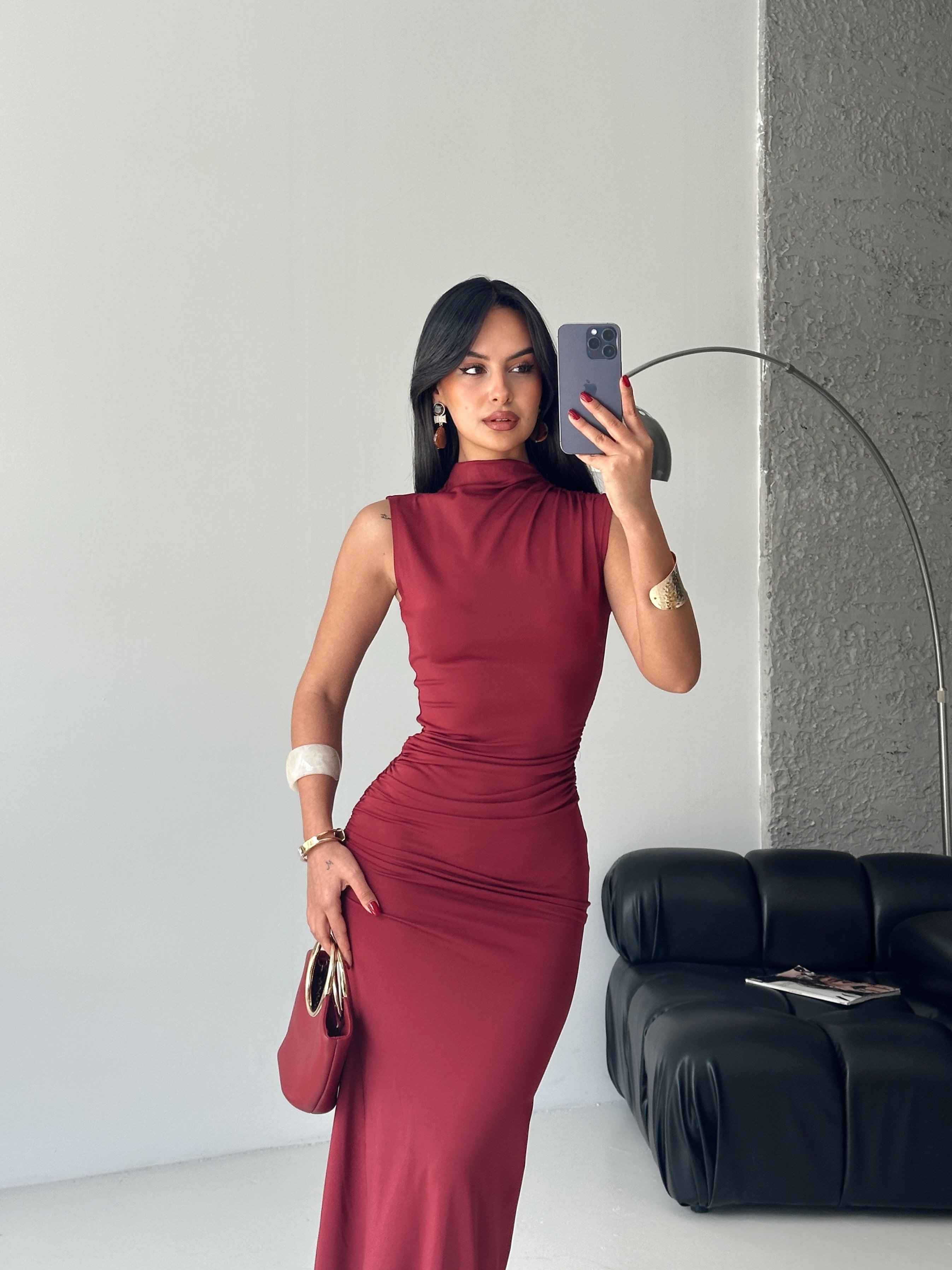 Kolsuz Drapeli Maxi Elbise - Bordo
