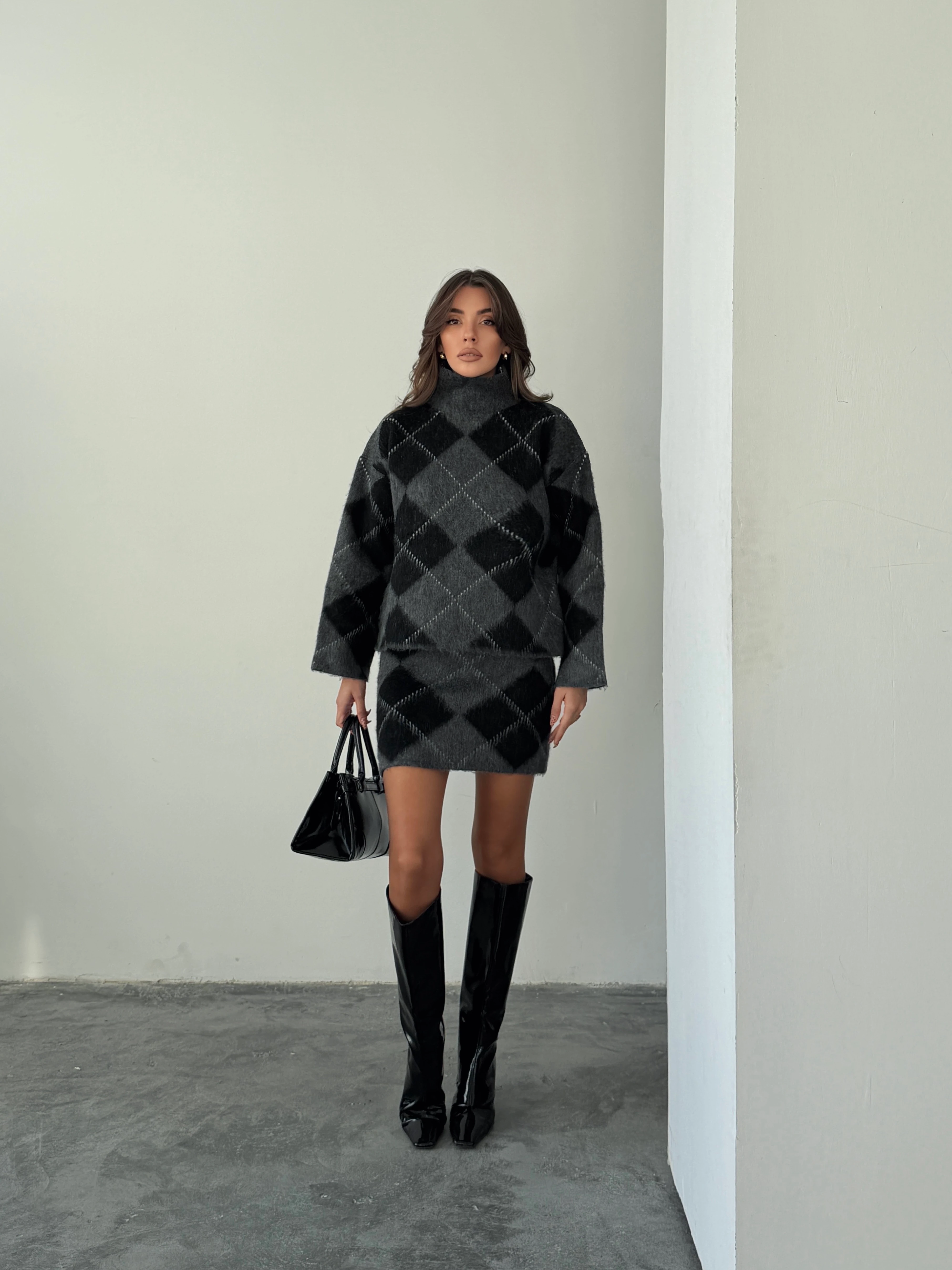 Baklava Desenli Etekli Triko Takım  - Gri