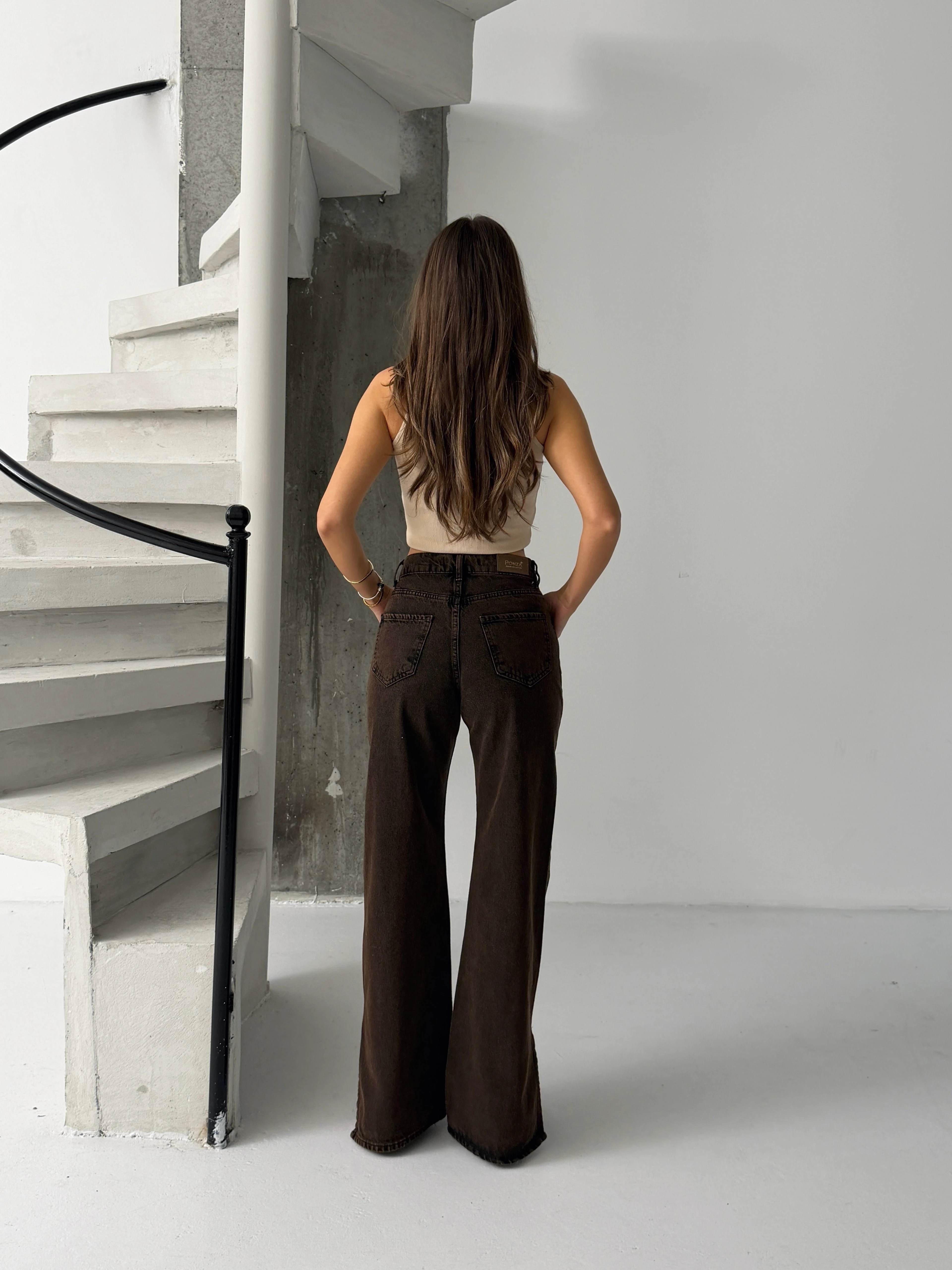 Paçası Yırtmaçlı Jean  - Kahve Yıkama