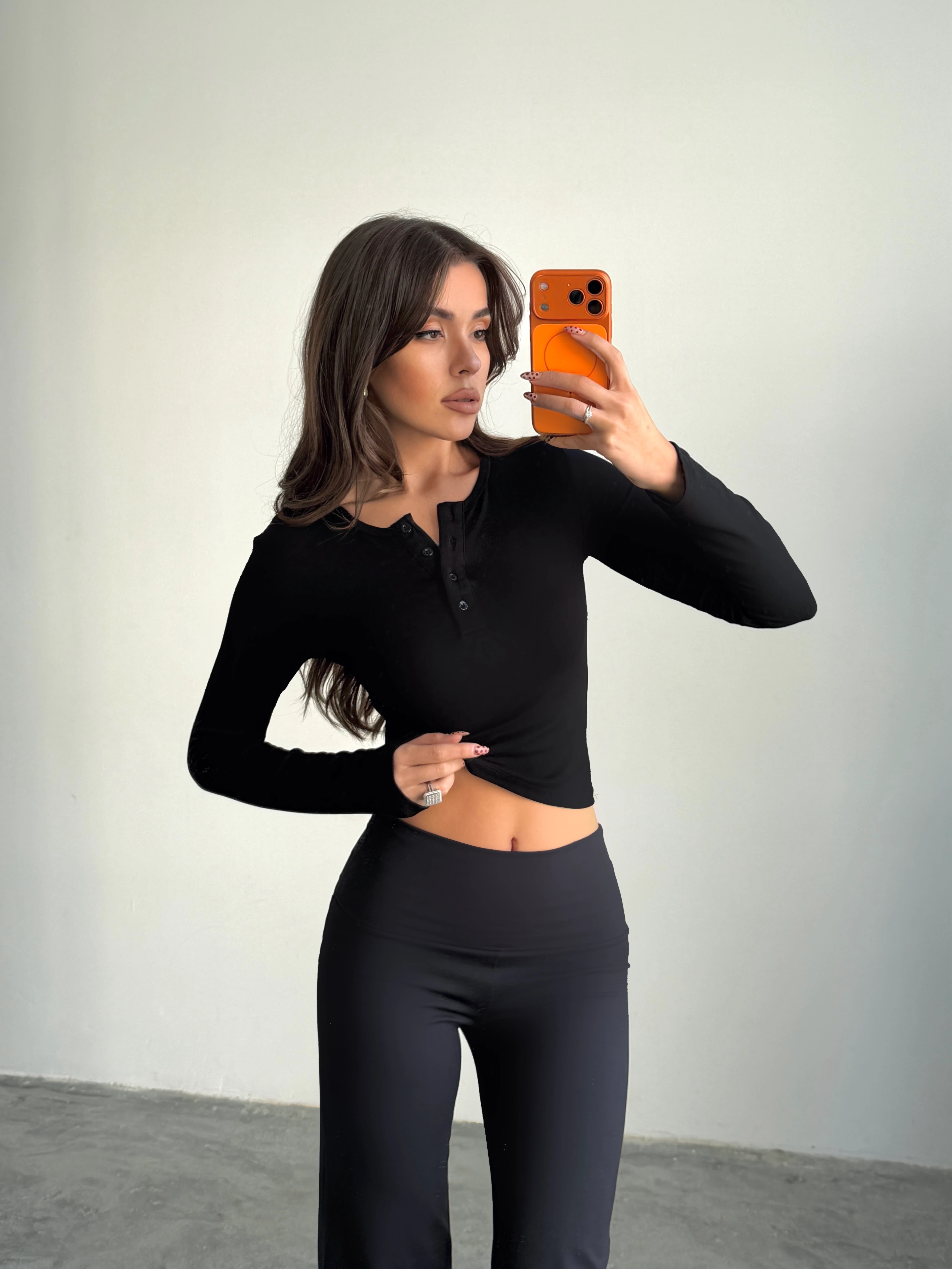 Yarım Düğmeli Bluz - Siyah