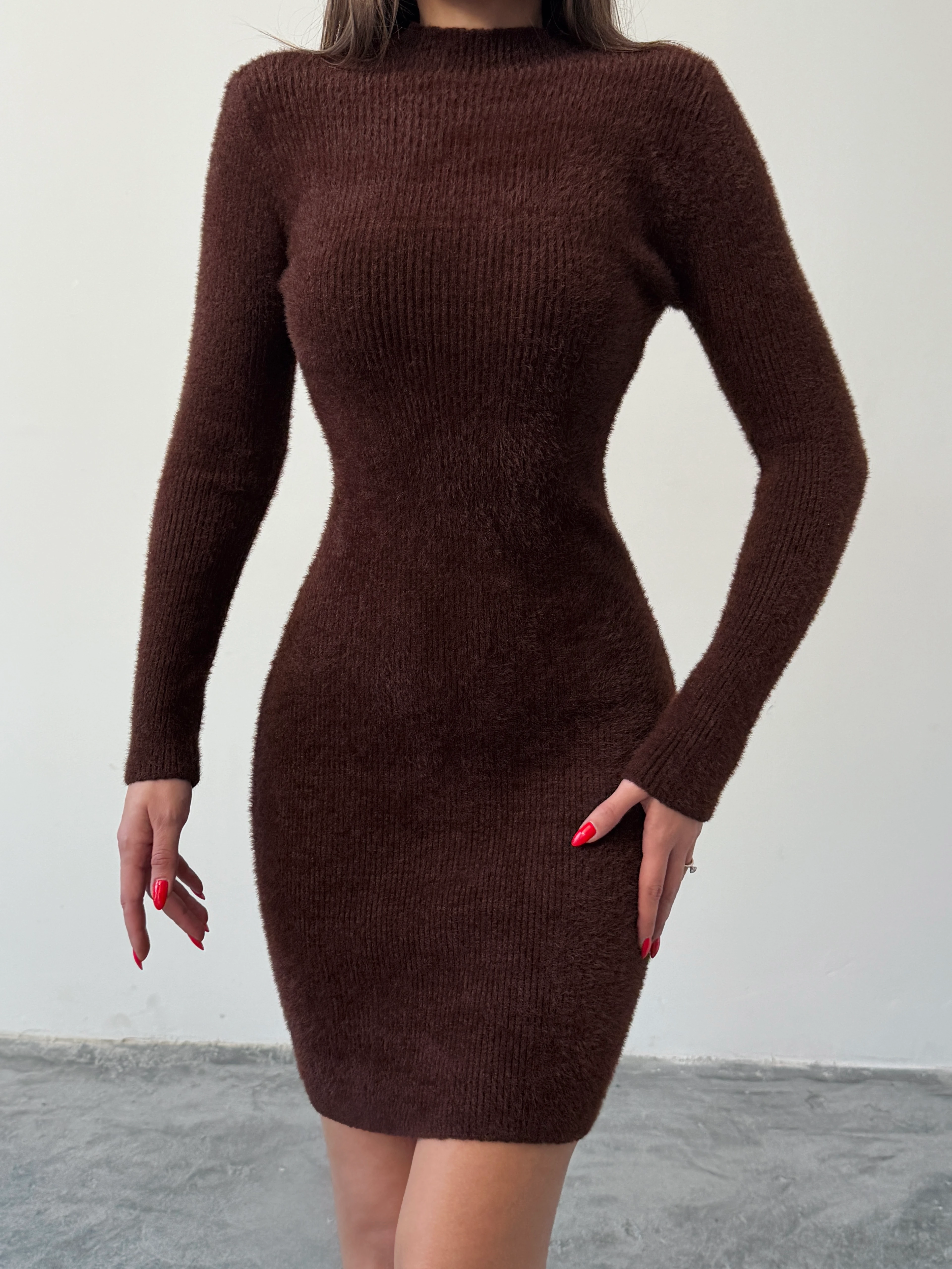 Dik Yaka Yumoş Elbise - Kahve