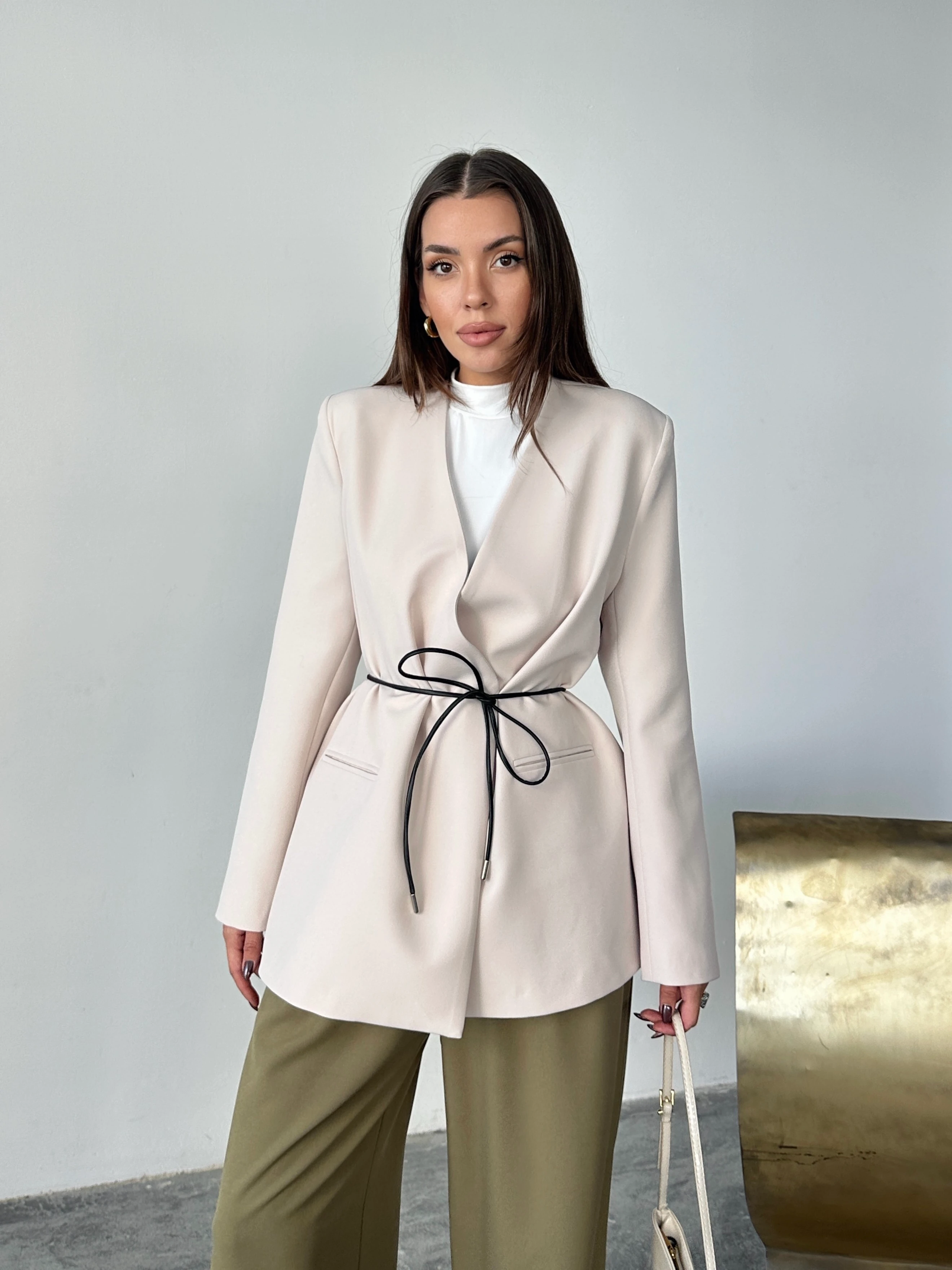 Deri Kemerli Blazer Ceket - Taş