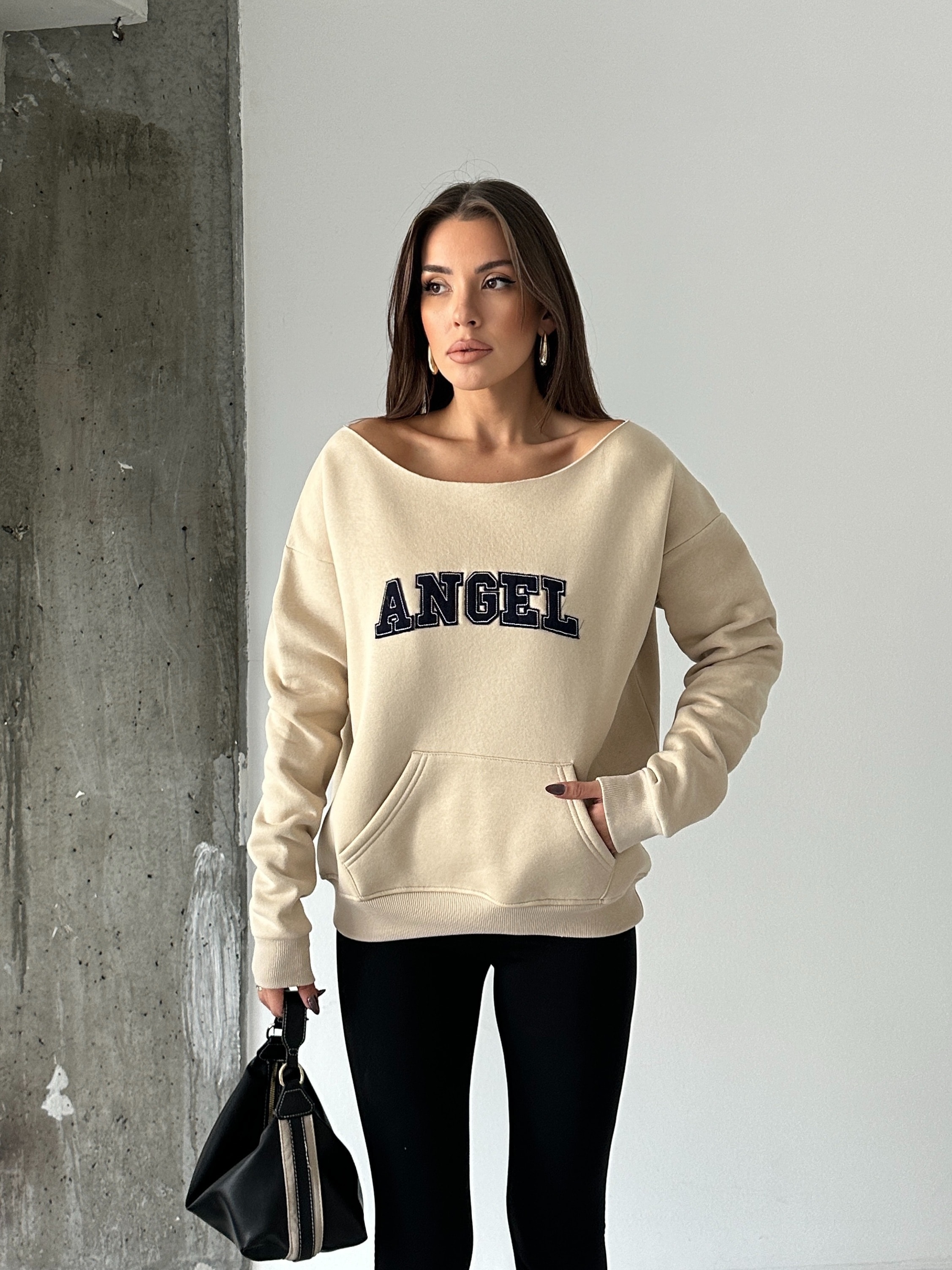 Angel Nakışlı Kayık Yaka Sweat - Vizon