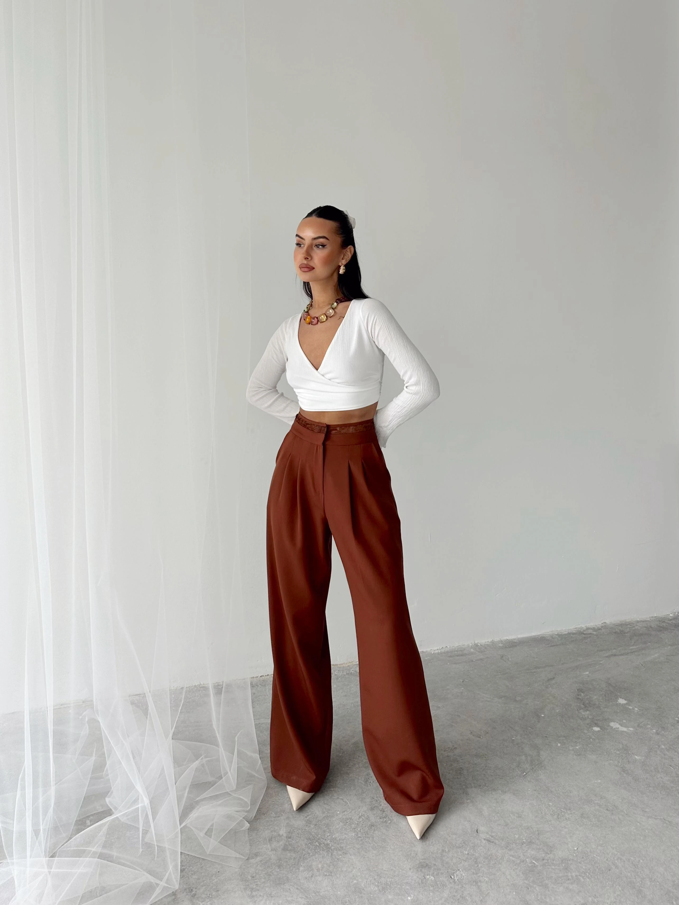 Kemeri Dantel Detaylı Palazzo Pantolon  - Kiremit