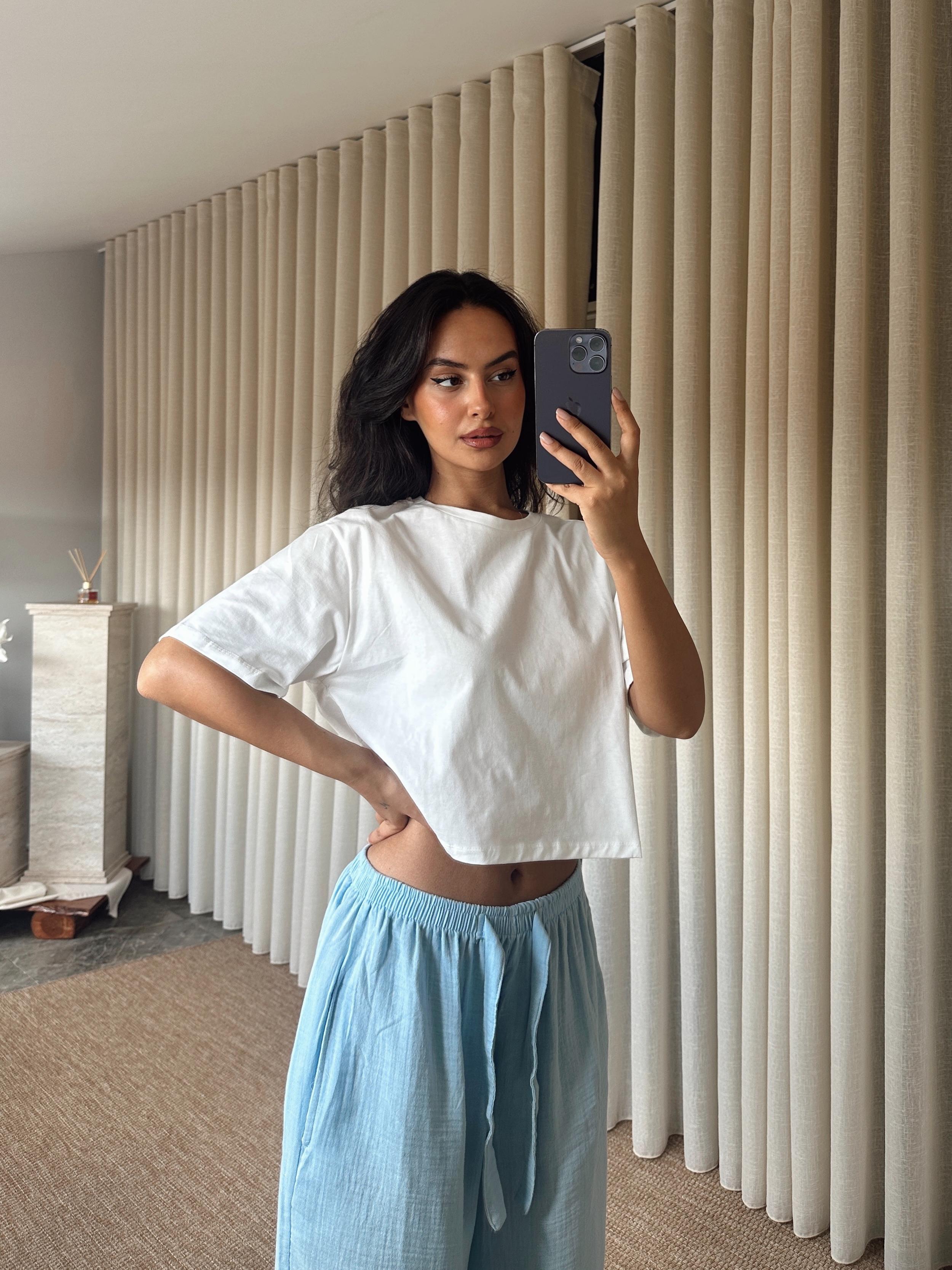 Düz Kısa Kol Crop Basic