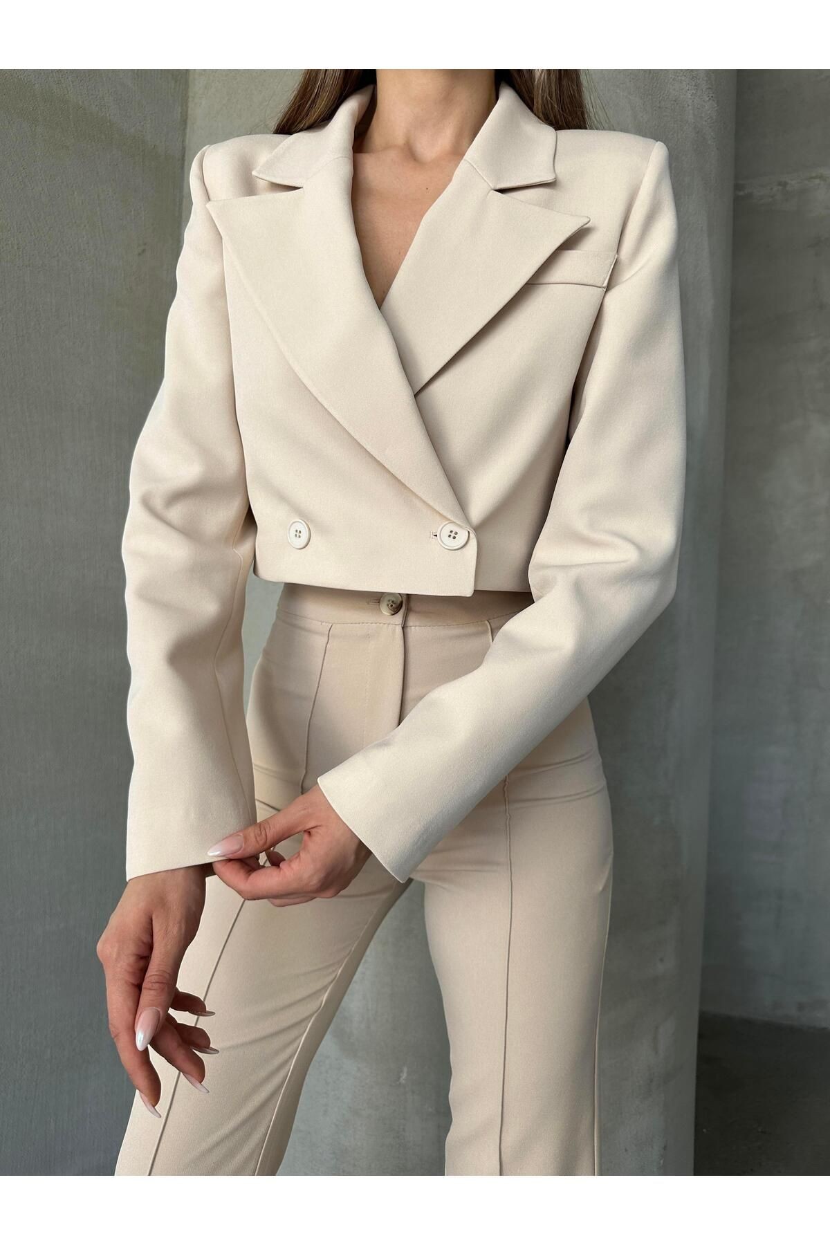 Çift Düğme Crop Blazer Ceket Bej