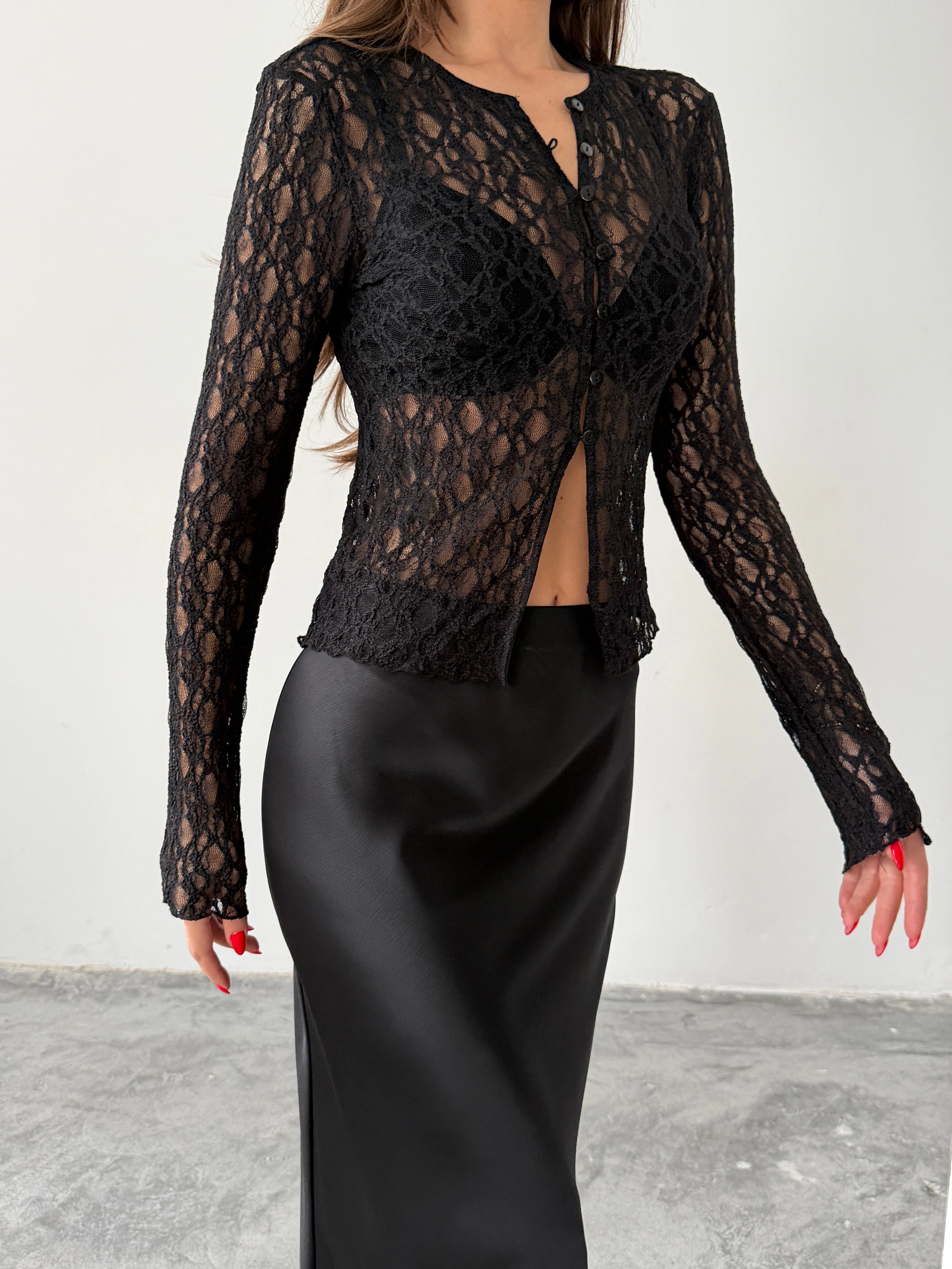 Düğmeli Dantel Bluz - Siyah