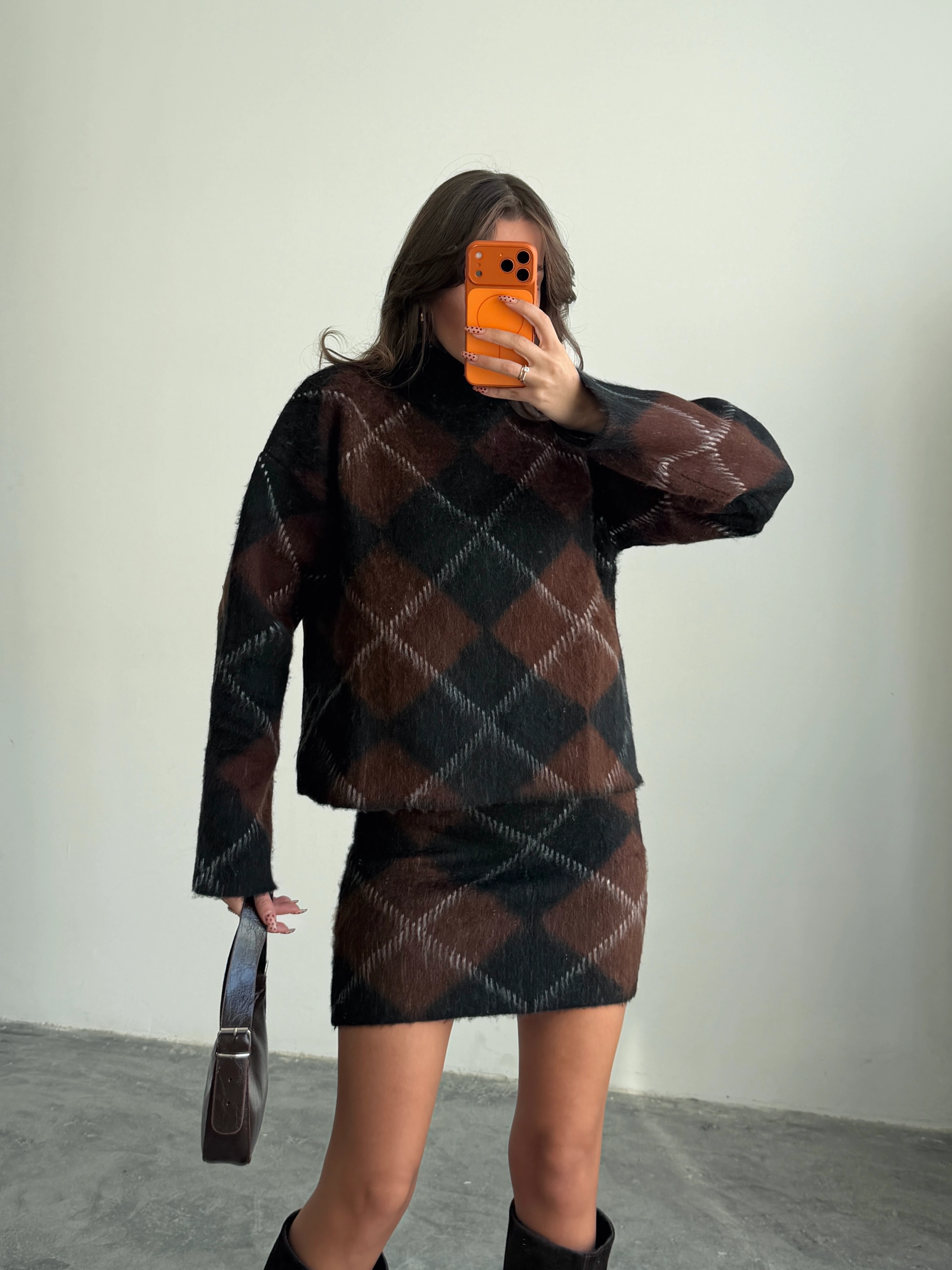 Baklava Desenli Etekli Triko Takım 