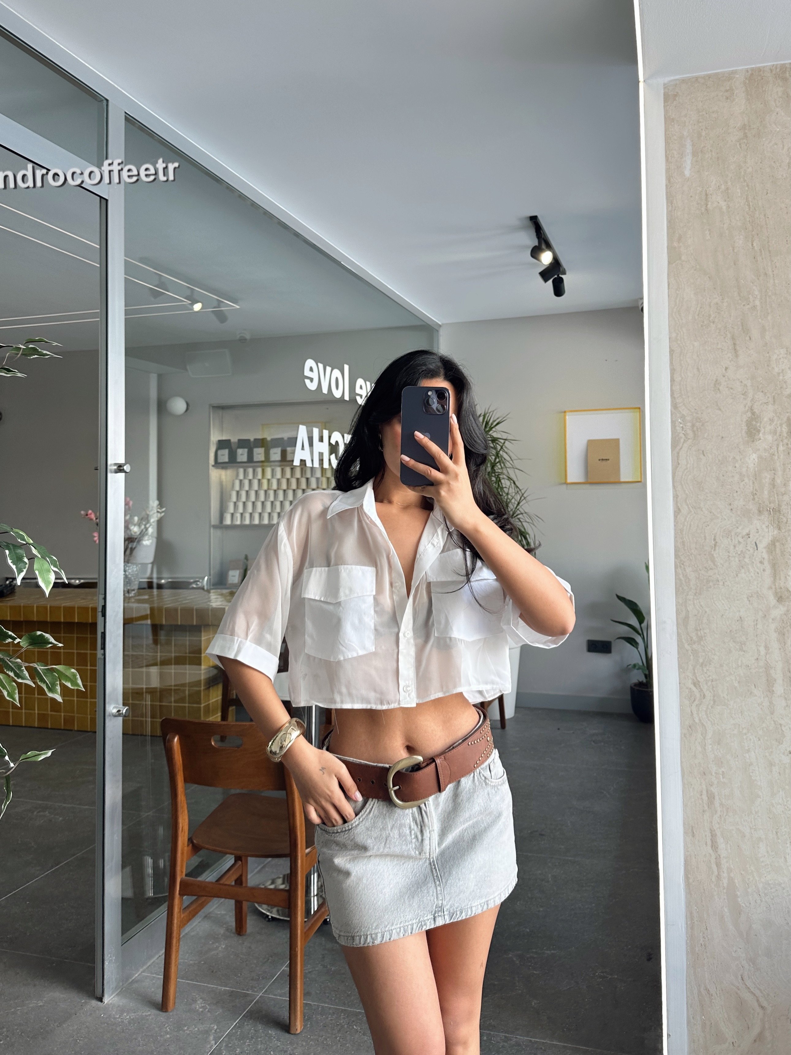 Zoi Çift Cep Transparan Crop Gömlek Beyaz