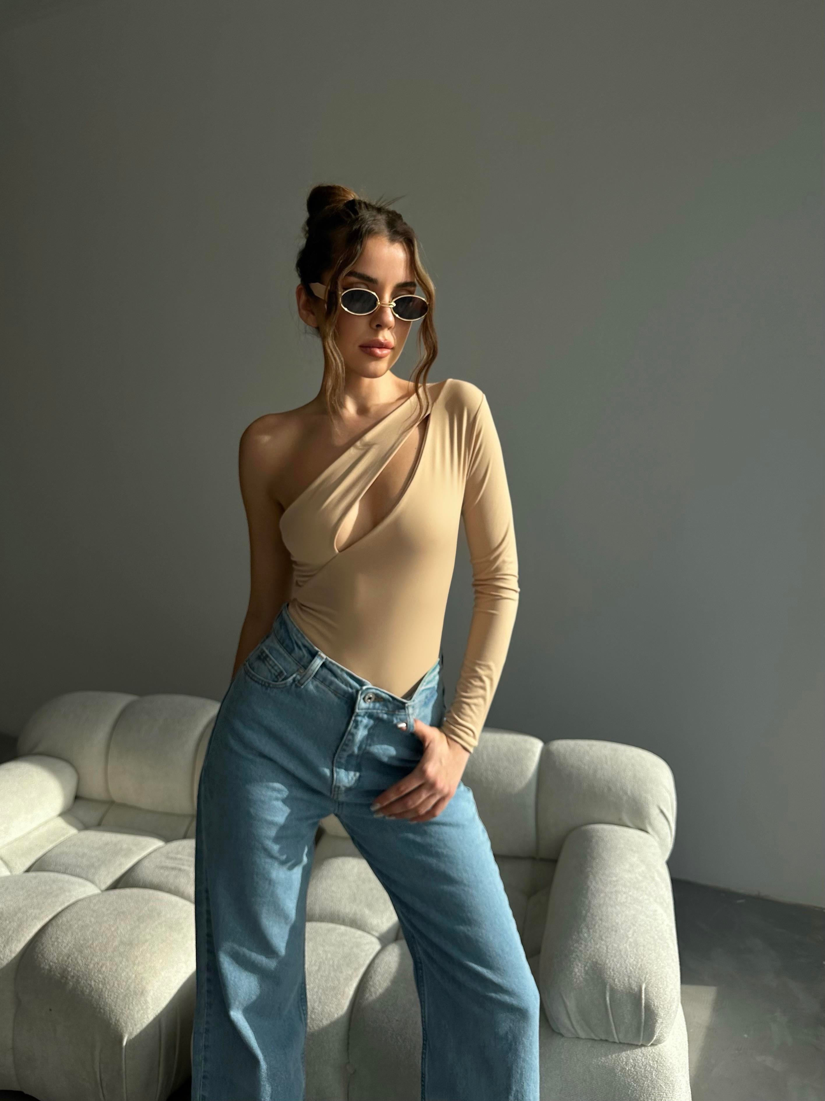 Sabrina Tek Kol Bodysuit Bej