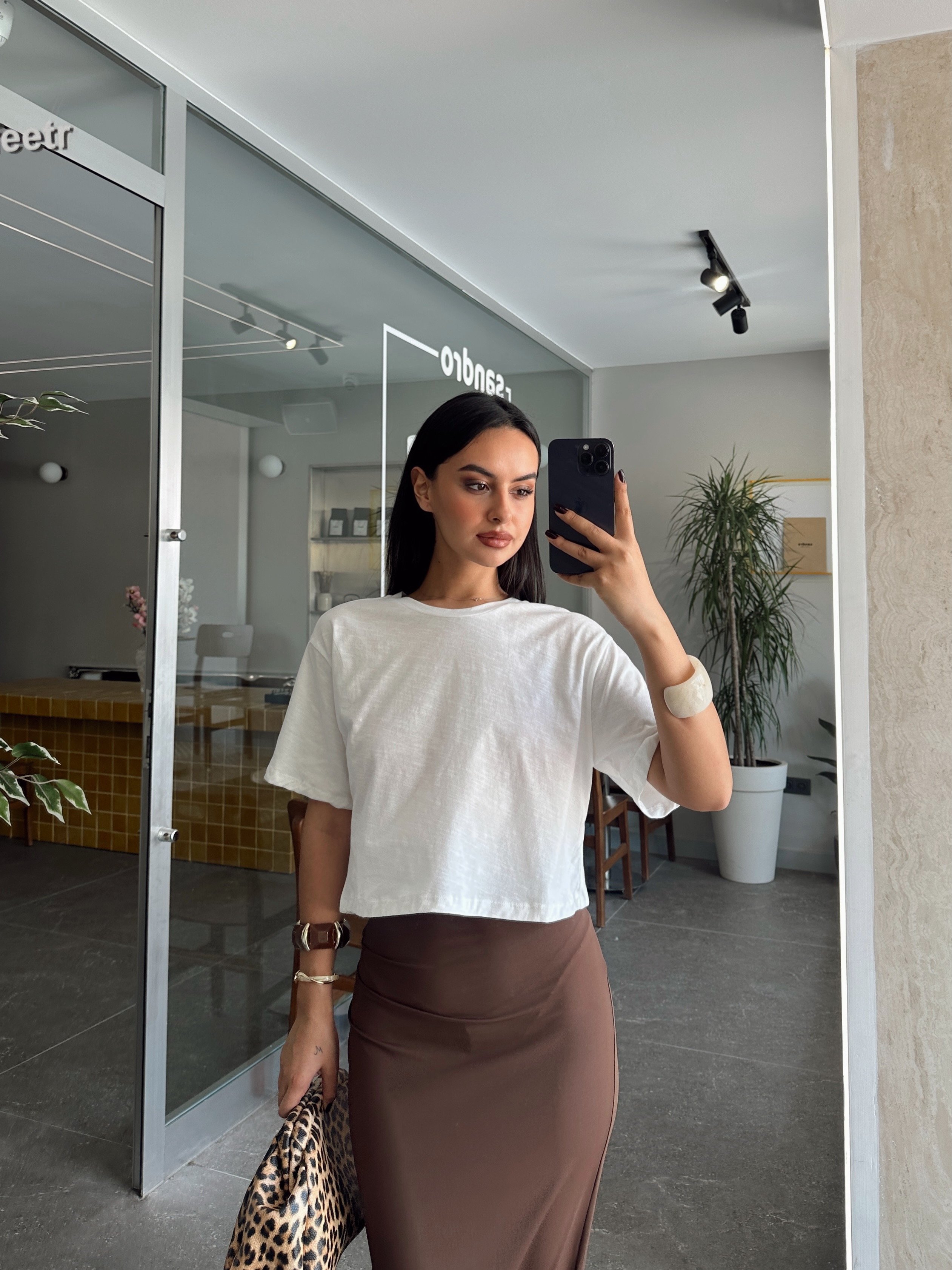 Düz Kısa Kol Crop Basic