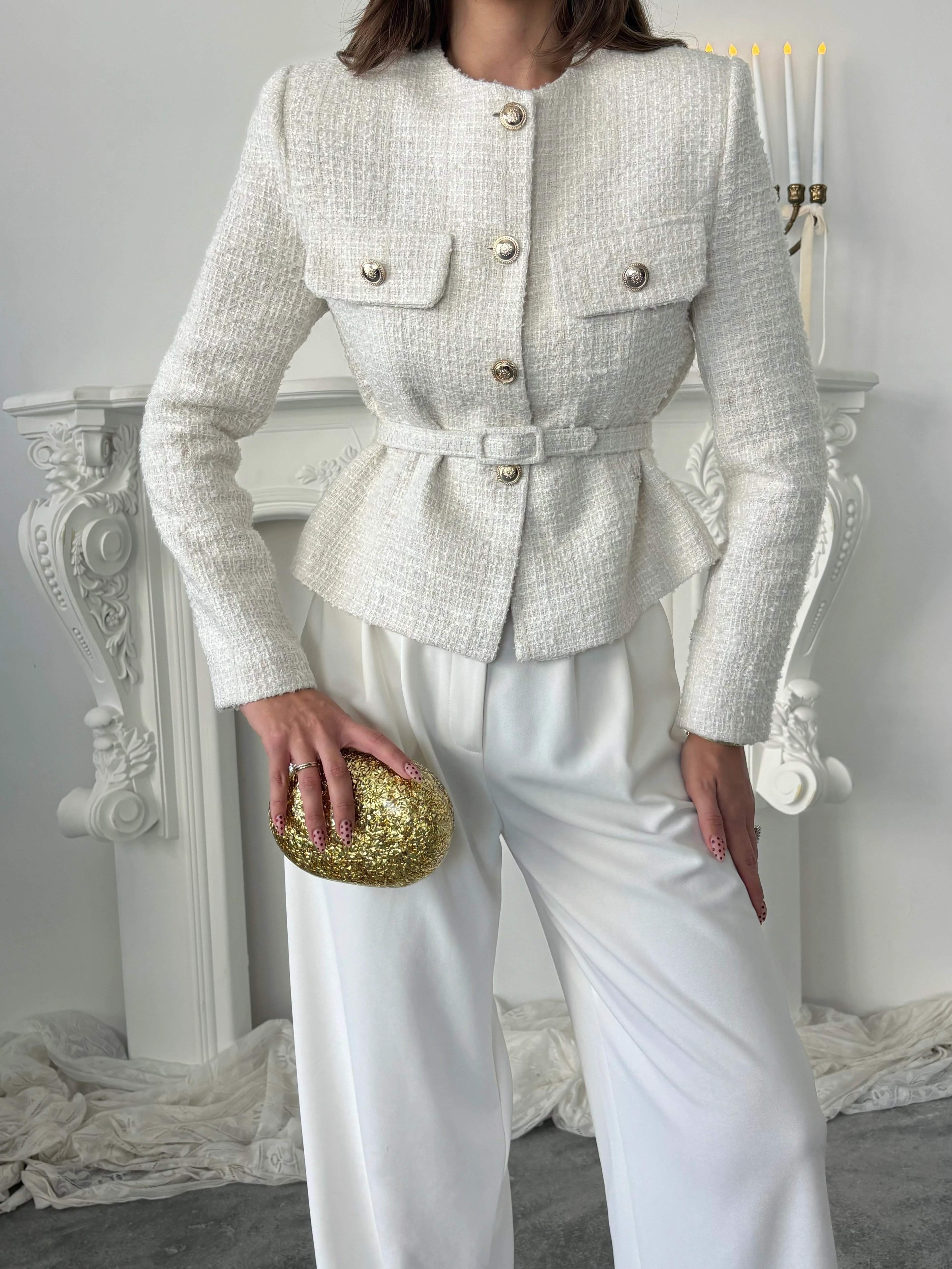 Kemer Detaylı Düğmeli Ceket - Ekru